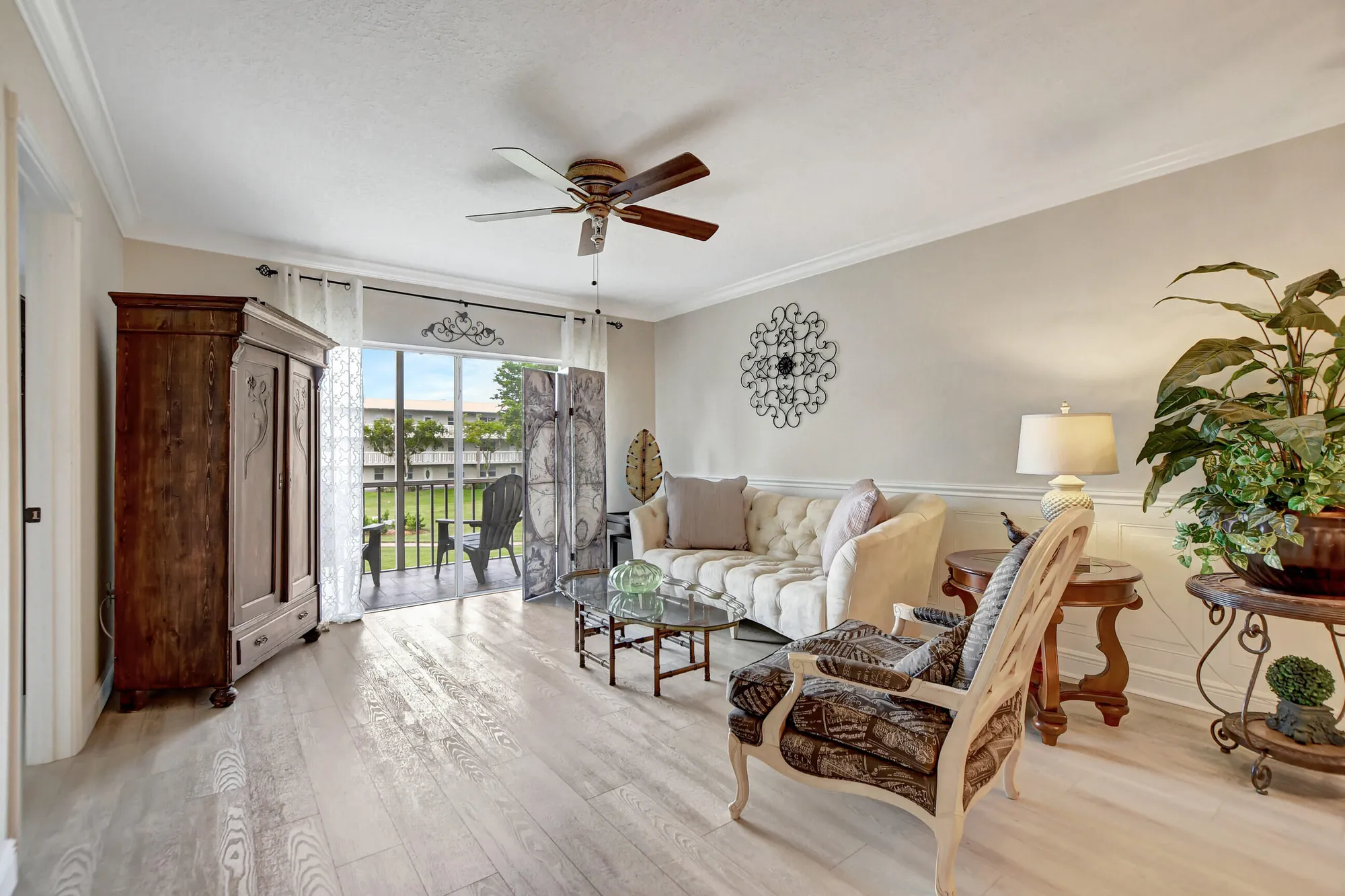 Property Slideshow image 9 of 29 | 9810 marina blvd apt 1120, Boca Raton, FL, 33428