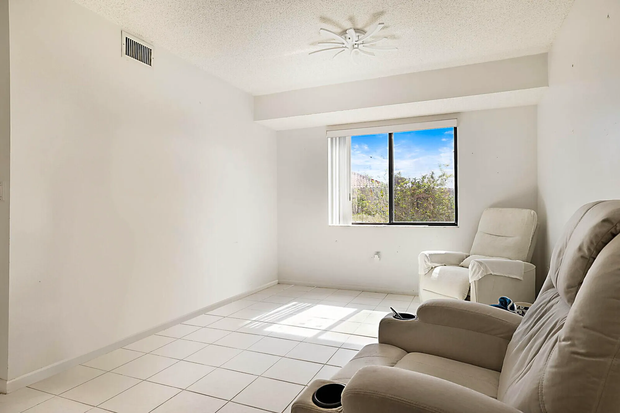 Property Slideshow image 20 of 21 | 6037 pointe regal cir 401, Delray Beach, FL, 33484