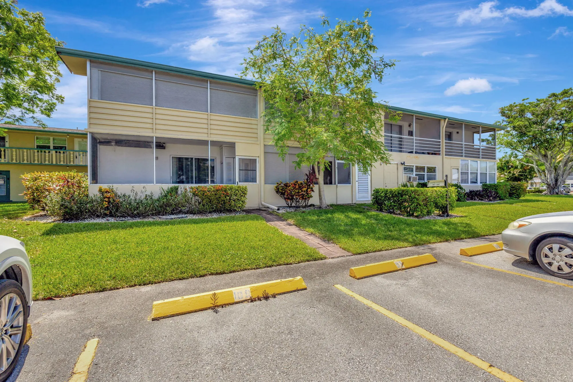 Property Slideshow image 18 of 23 | 110 dorchester e unit e, West Palm Beach, FL, 33417