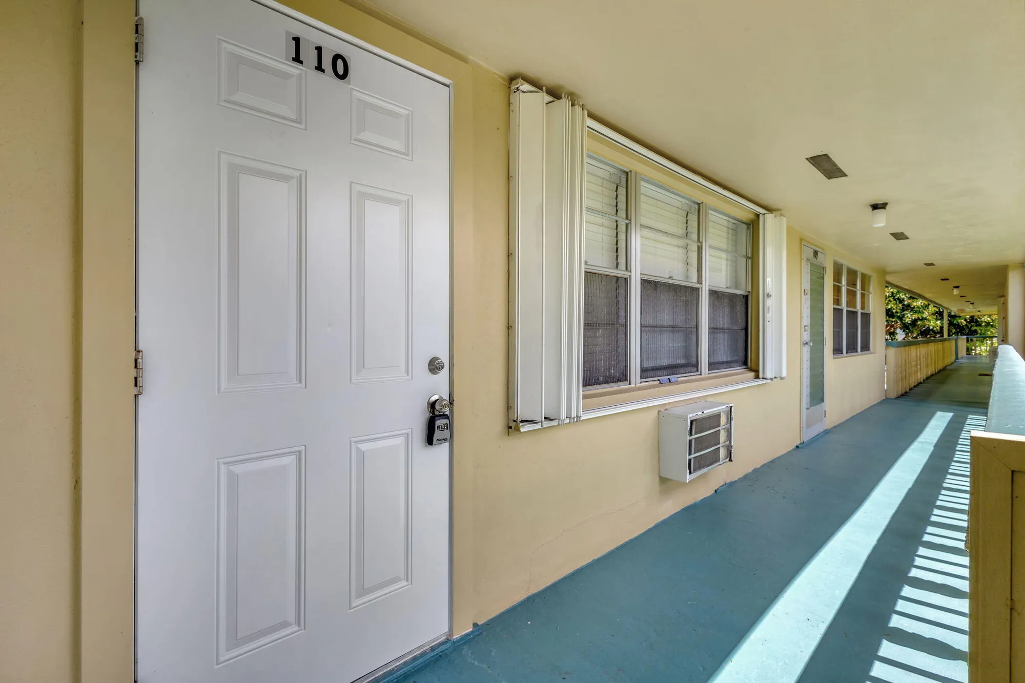 Property Slideshow image 20 of 23 | 110 dorchester e unit e, West Palm Beach, FL, 33417