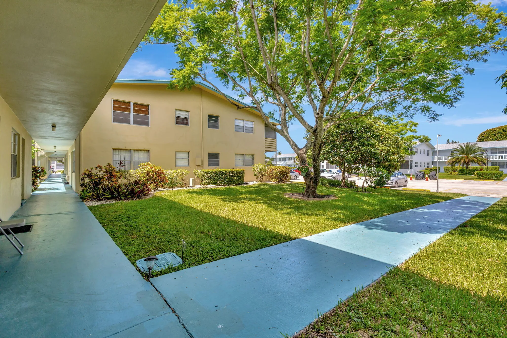Property Slideshow image 23 of 23 | 110 dorchester e unit e, West Palm Beach, FL, 33417