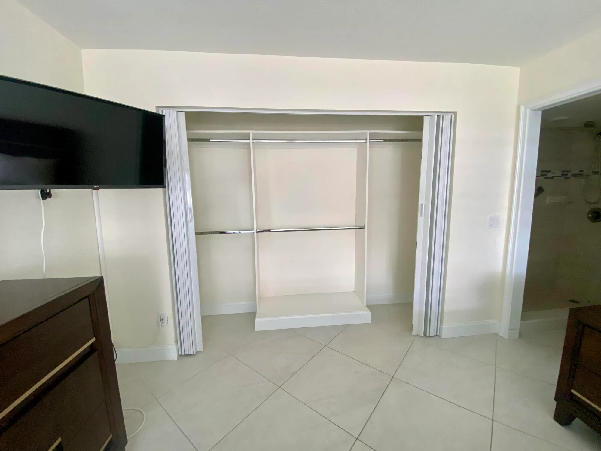 Property Slideshow image 14 of 42 | 296 burgundy g, Delray Beach, FL, 33484