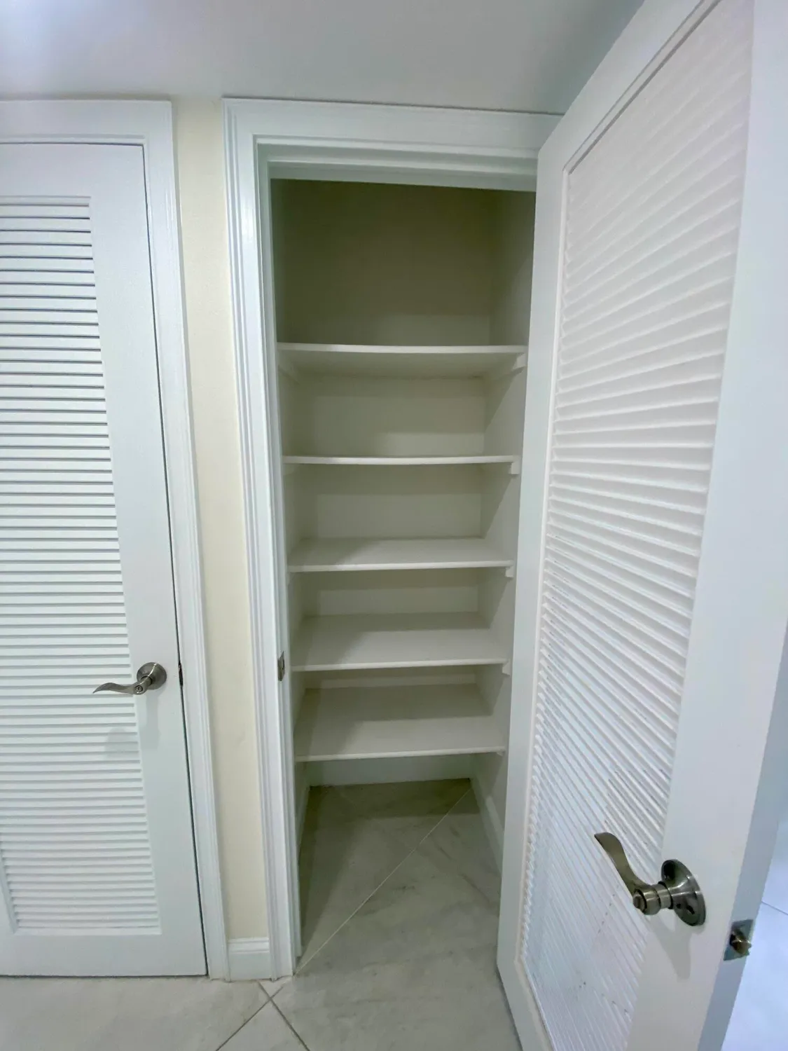 Property Slideshow image 17 of 42 | 296 burgundy g, Delray Beach, FL, 33484