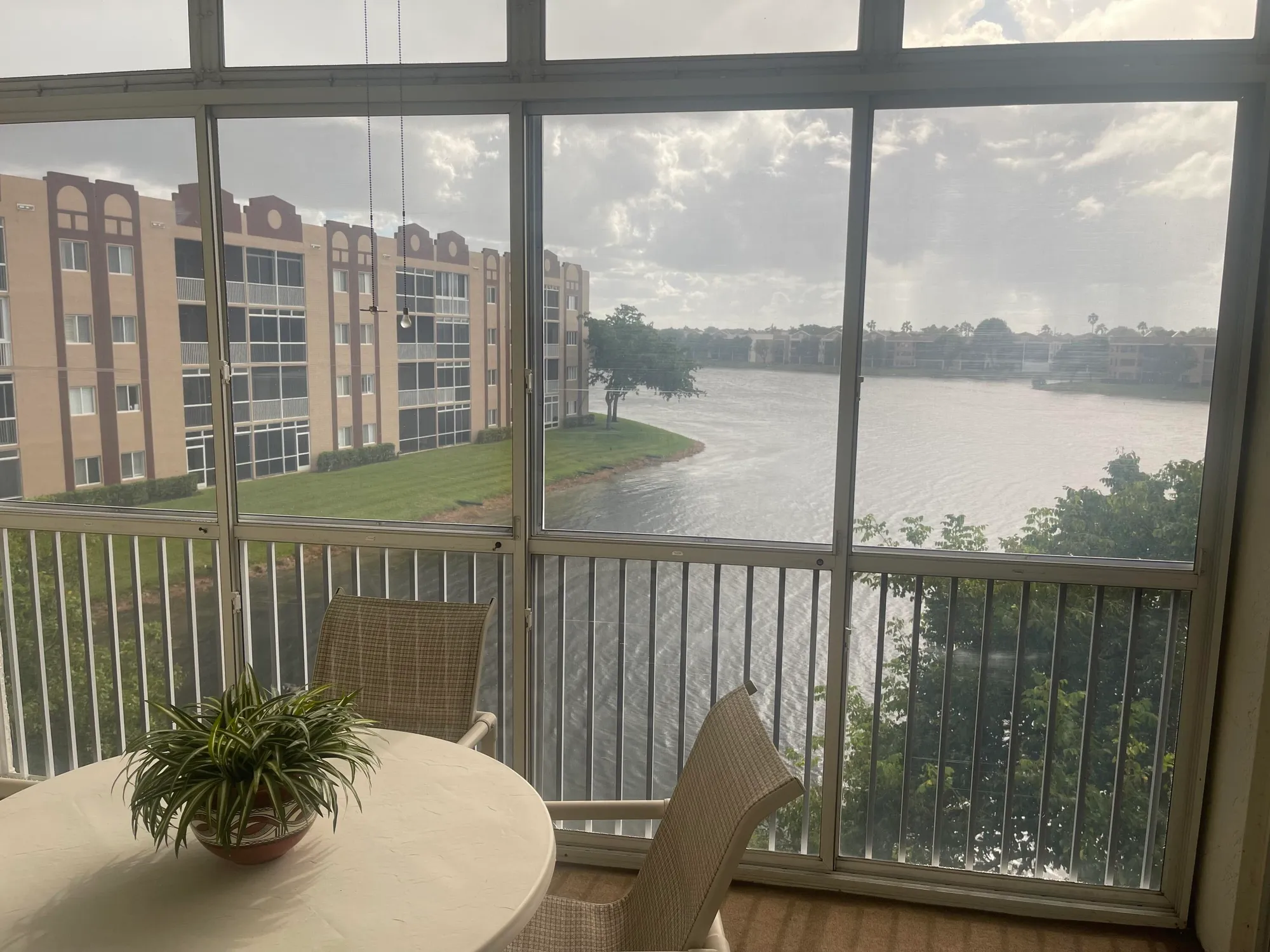 Property Slideshow image 1 of 35 | 7727 southampton ter apt 305, Tamarac, FL, 33321