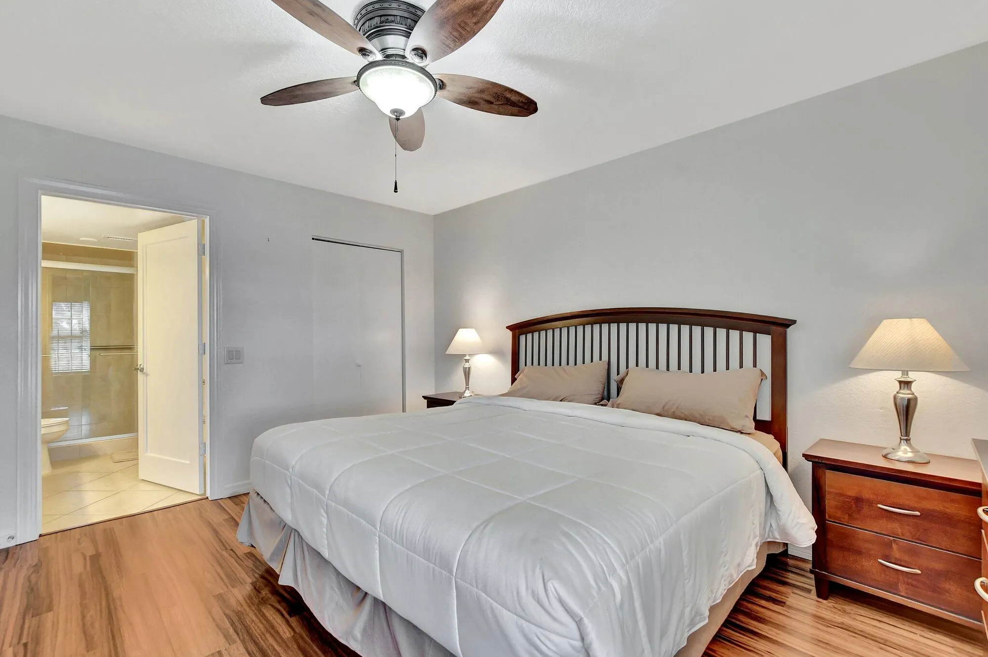 Property Slideshow image 14 of 36 | 9214 flynn cir 6, Boca Raton, FL, 33496