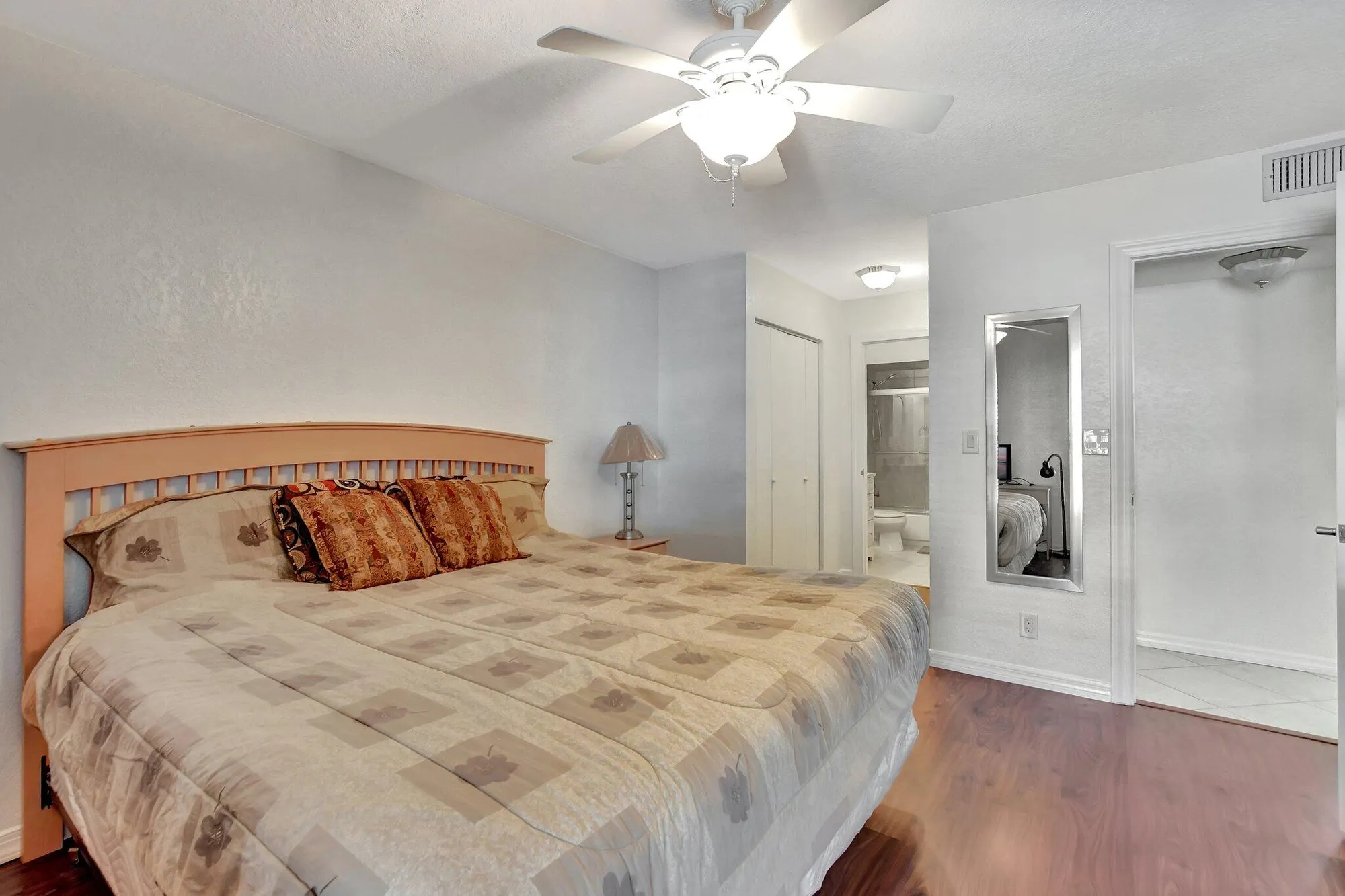 Property Slideshow image 18 of 36 | 9214 flynn cir 6, Boca Raton, FL, 33496