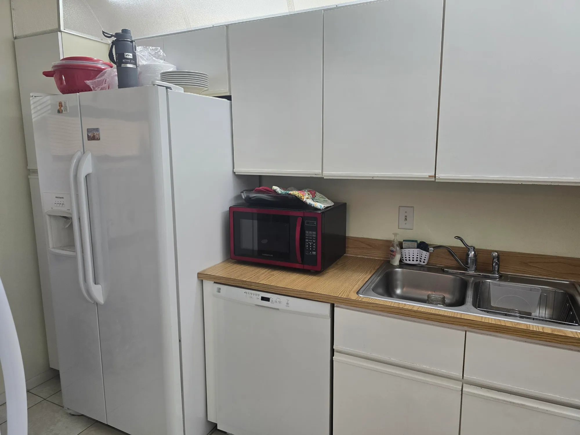 Property Slideshow image 7 of 28 | 150 lake nancy ln apt 221, West Palm Beach, FL, 33411