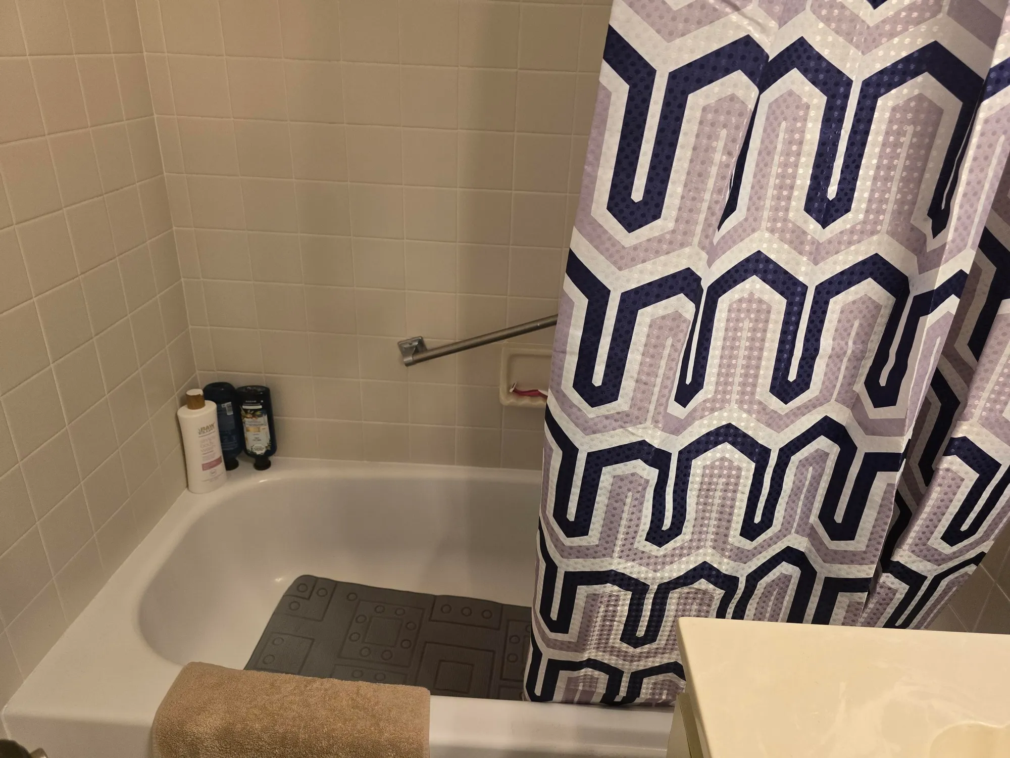 Property Slideshow image 12 of 28 | 150 lake nancy ln apt 221, West Palm Beach, FL, 33411