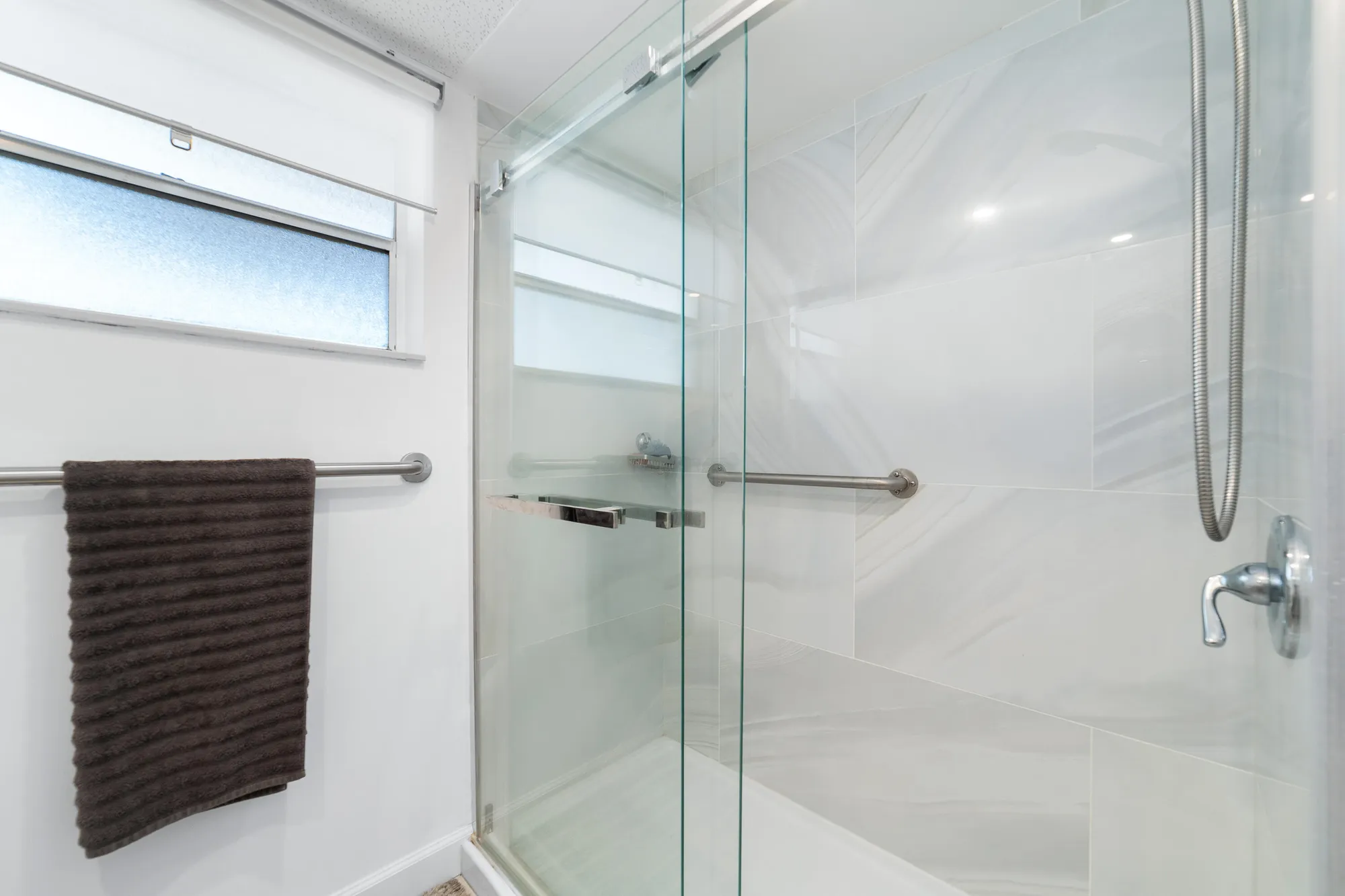 Property Slideshow image 16 of 33 | 2951 nw 46th ave apt 306, Lauderdale Lakes, FL, 33313