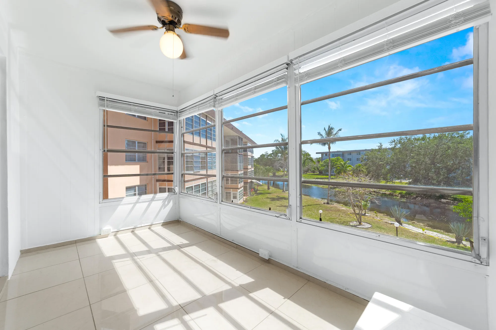 Property Slideshow image 17 of 33 | 2951 nw 46th ave apt 306, Lauderdale Lakes, FL, 33313