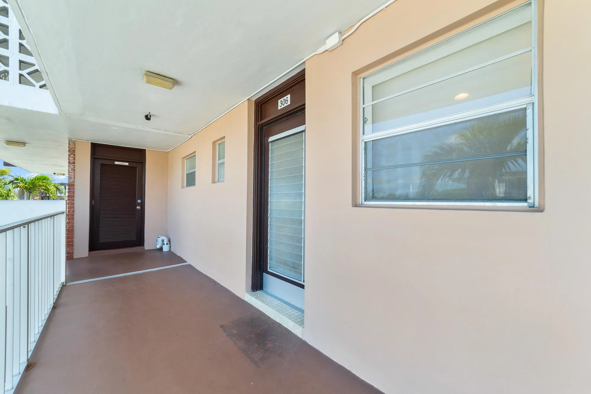 Property Slideshow image 4 of 33 | 2951 nw 46th ave apt 306, Lauderdale Lakes, FL, 33313