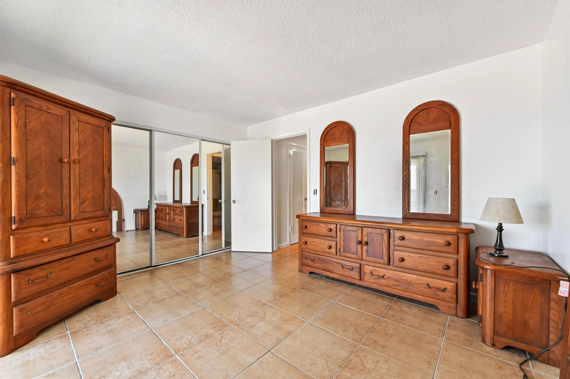 Property Slideshow image 12 of 21 | 111 dorchester e unit e, West Palm Beach, FL, 33417