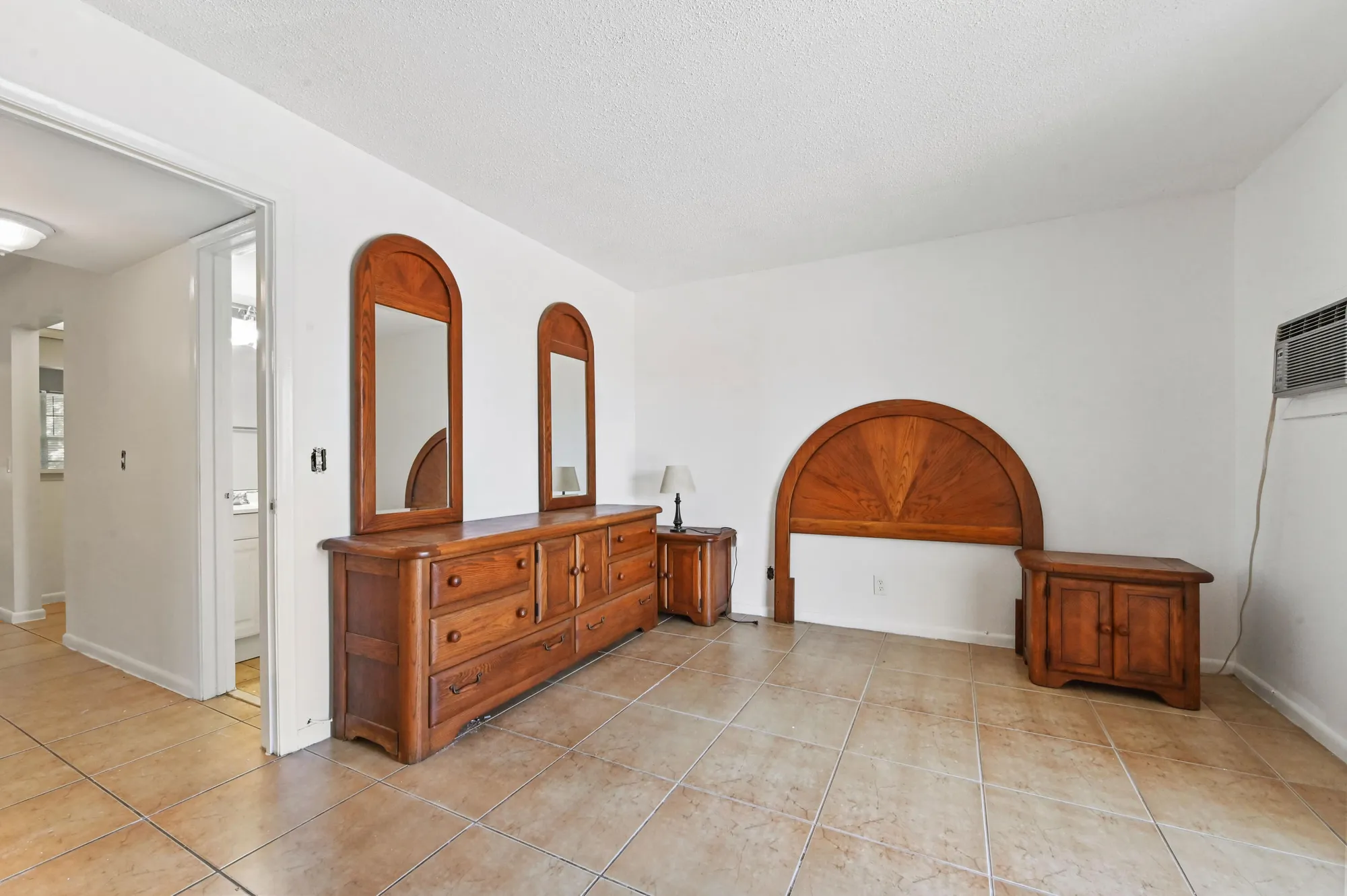 Property Slideshow image 14 of 21 | 111 dorchester e unit e, West Palm Beach, FL, 33417