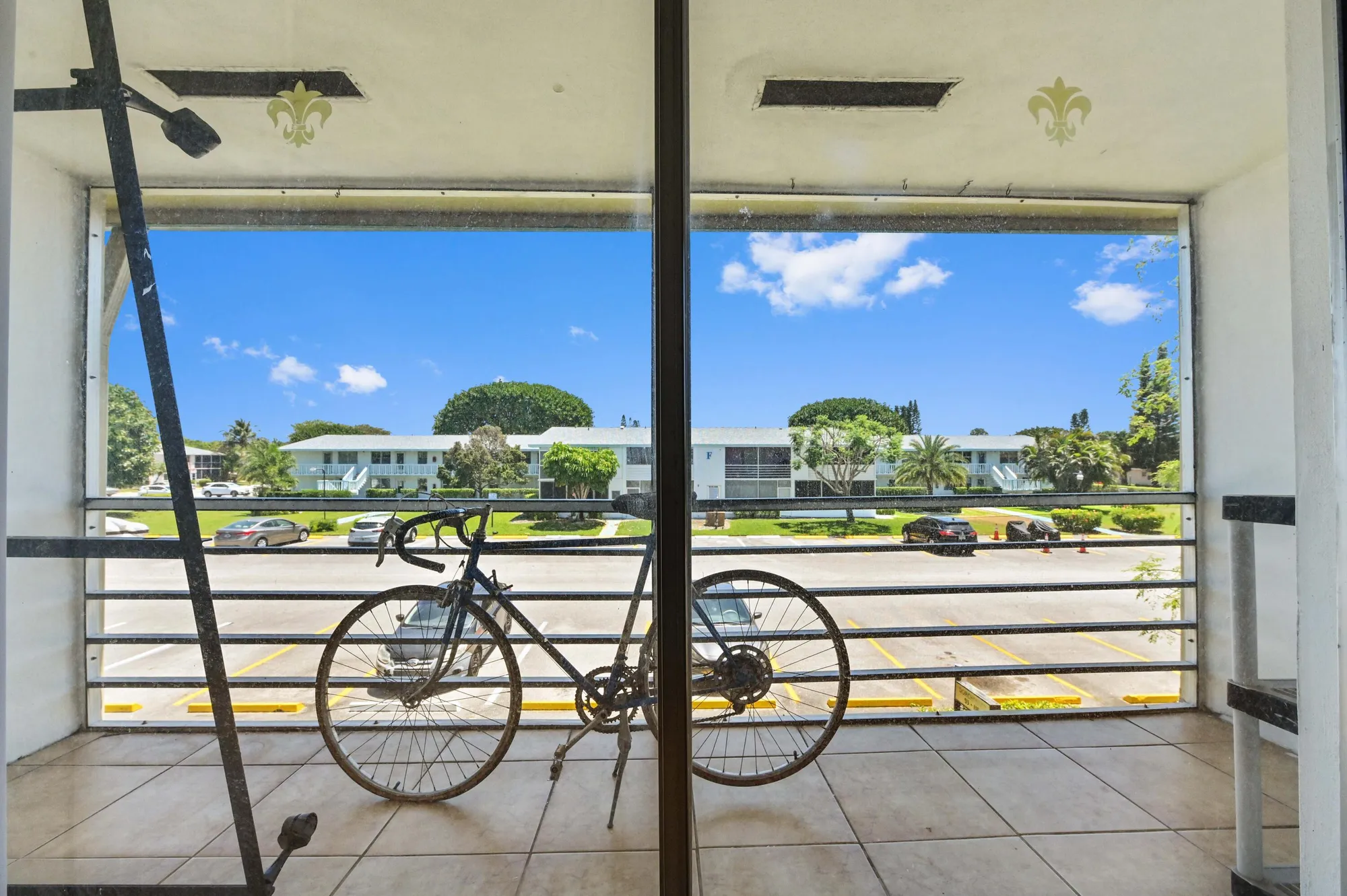 Property Slideshow image 15 of 21 | 111 dorchester e unit e, West Palm Beach, FL, 33417