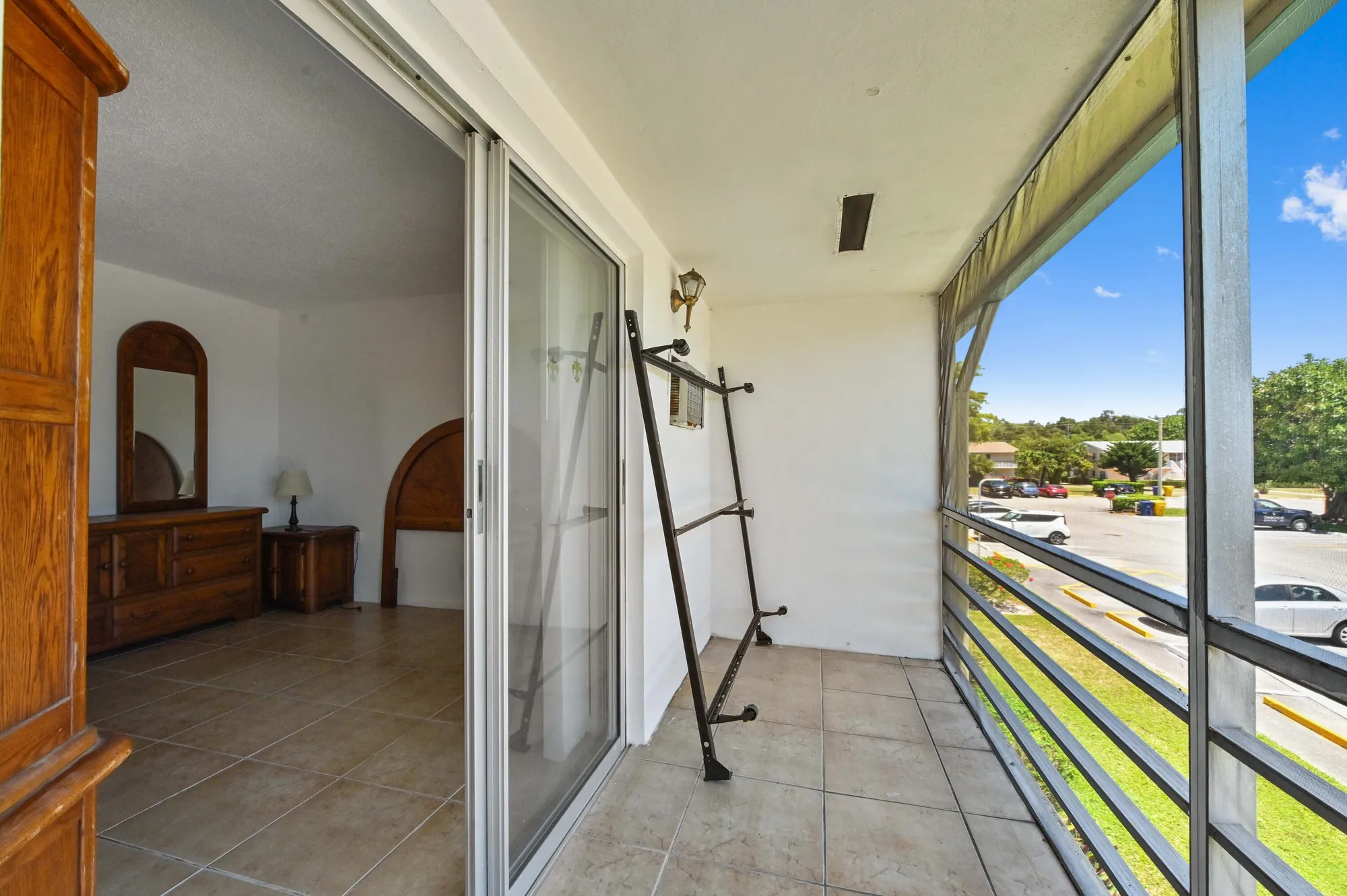 Property Slideshow image 17 of 21 | 111 dorchester e unit e, West Palm Beach, FL, 33417
