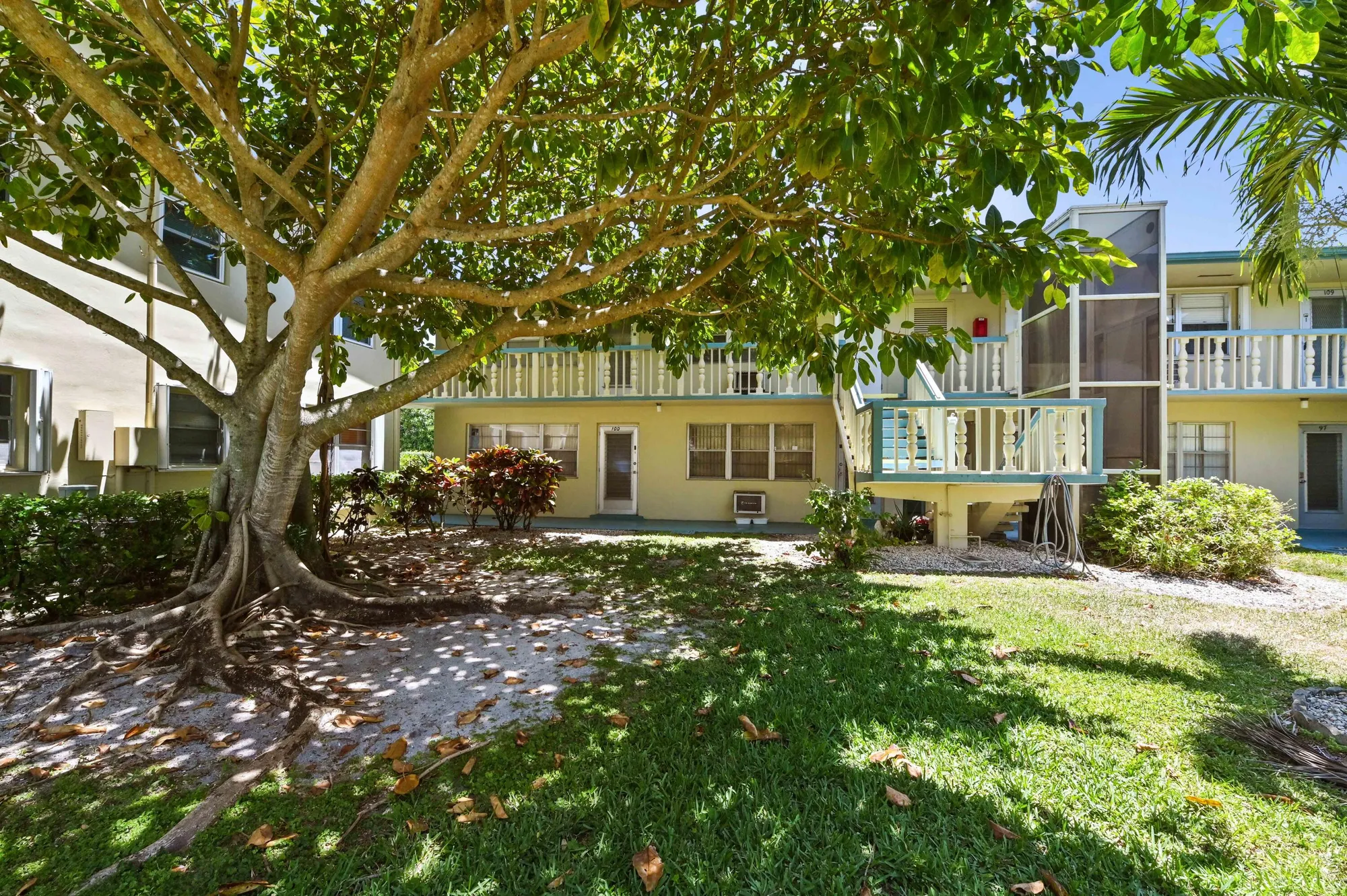 Property Slideshow image 18 of 21 | 111 dorchester e unit e, West Palm Beach, FL, 33417