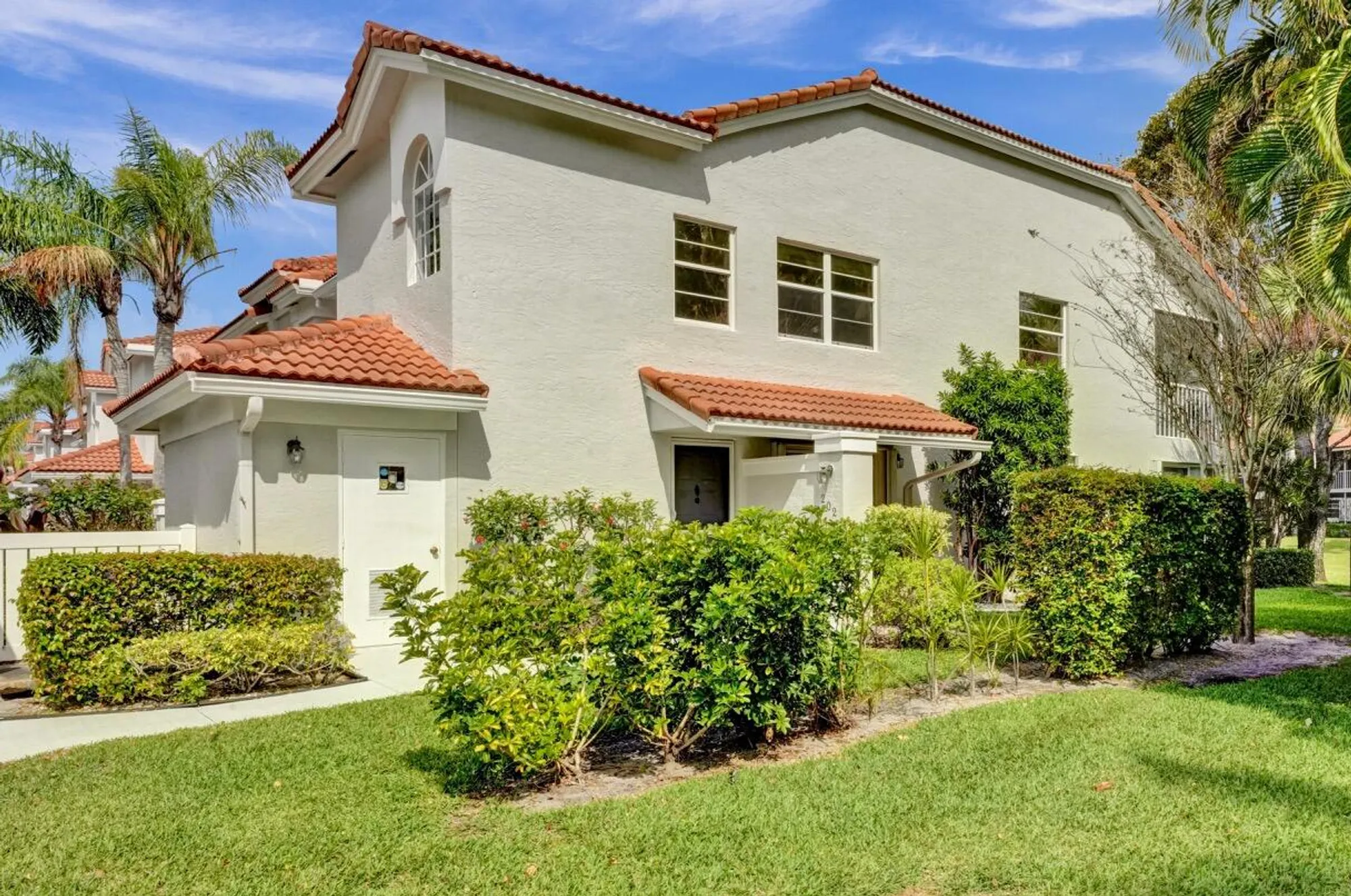 Property Slideshow image 4 of 62 | 7669 springwater pl 202, Boynton Beach, FL, 33437