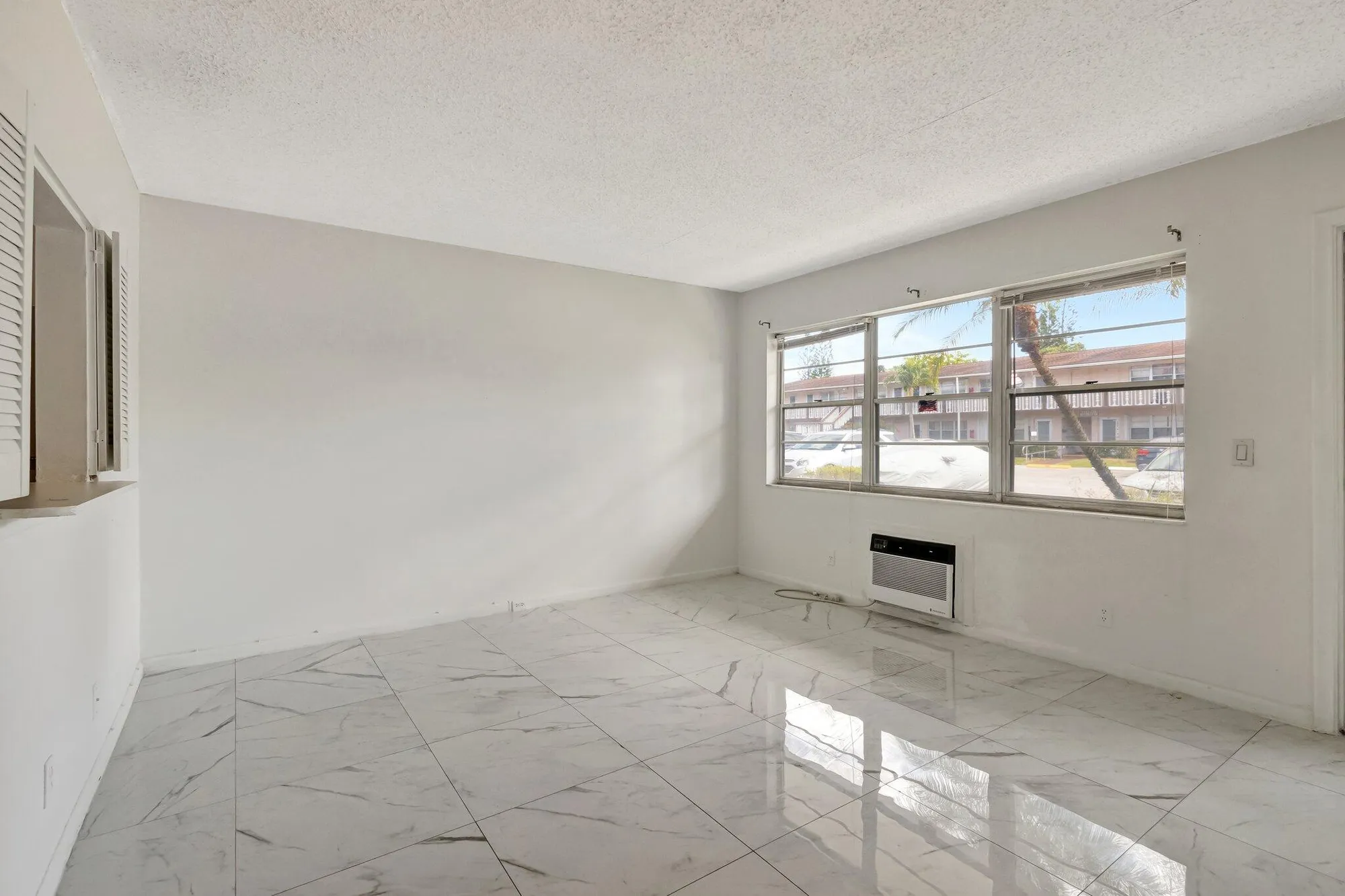 Property Slideshow image 8 of 29 | 144 sussex h, West Palm Beach, FL, 33417