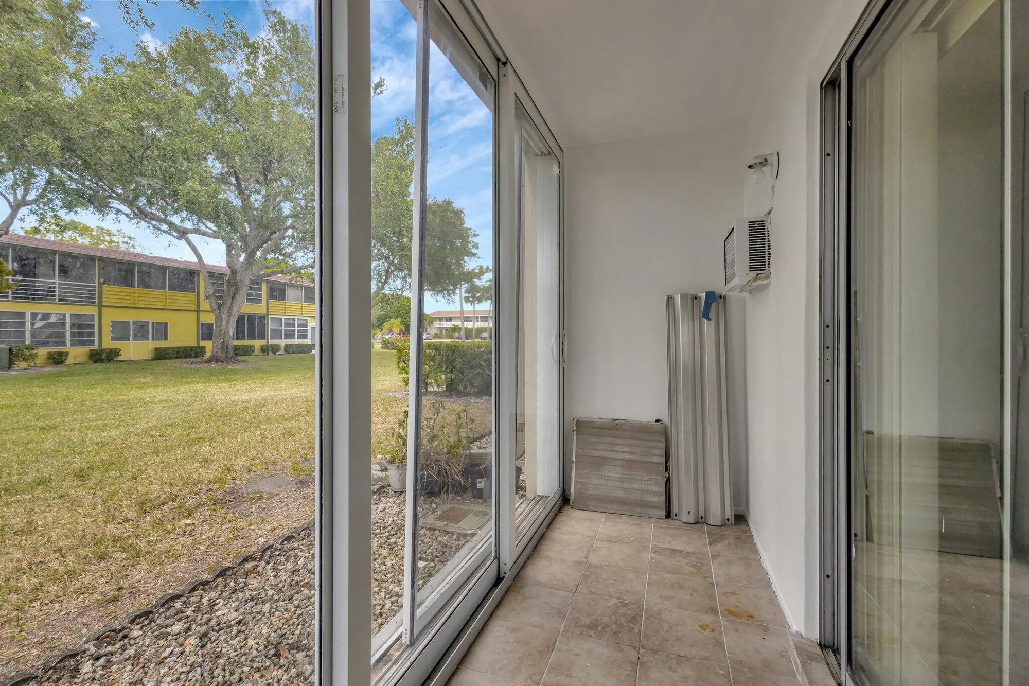 Property Slideshow image 13 of 29 | 144 sussex h, West Palm Beach, FL, 33417