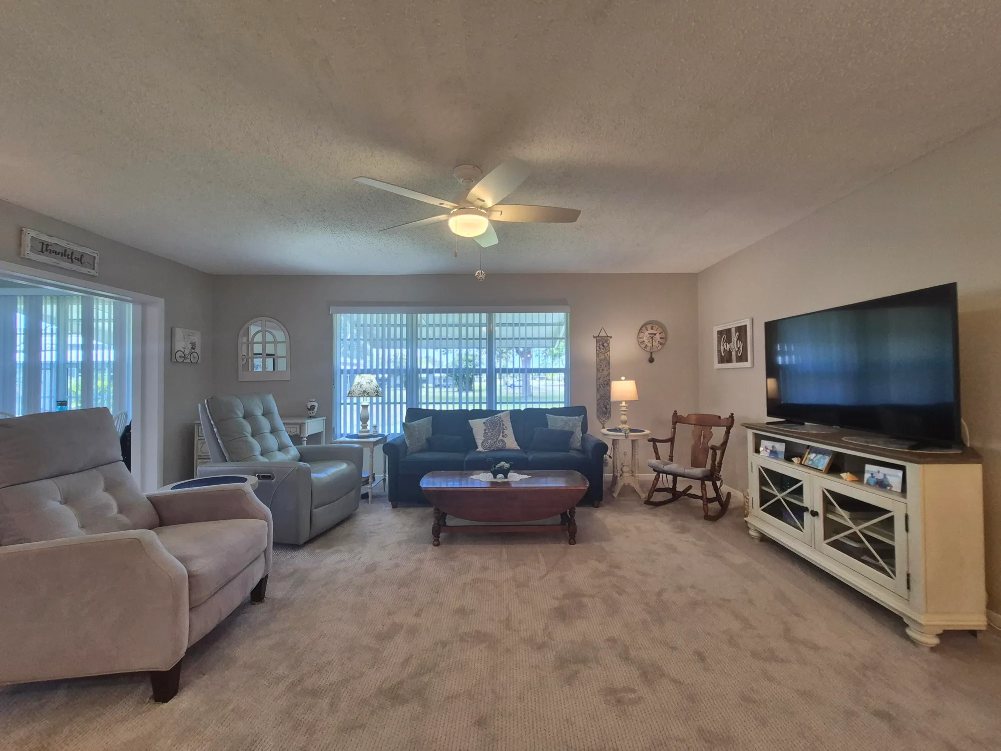 Property Slideshow image 22 of 65 | 910 south dr a, Delray Beach, FL, 33445