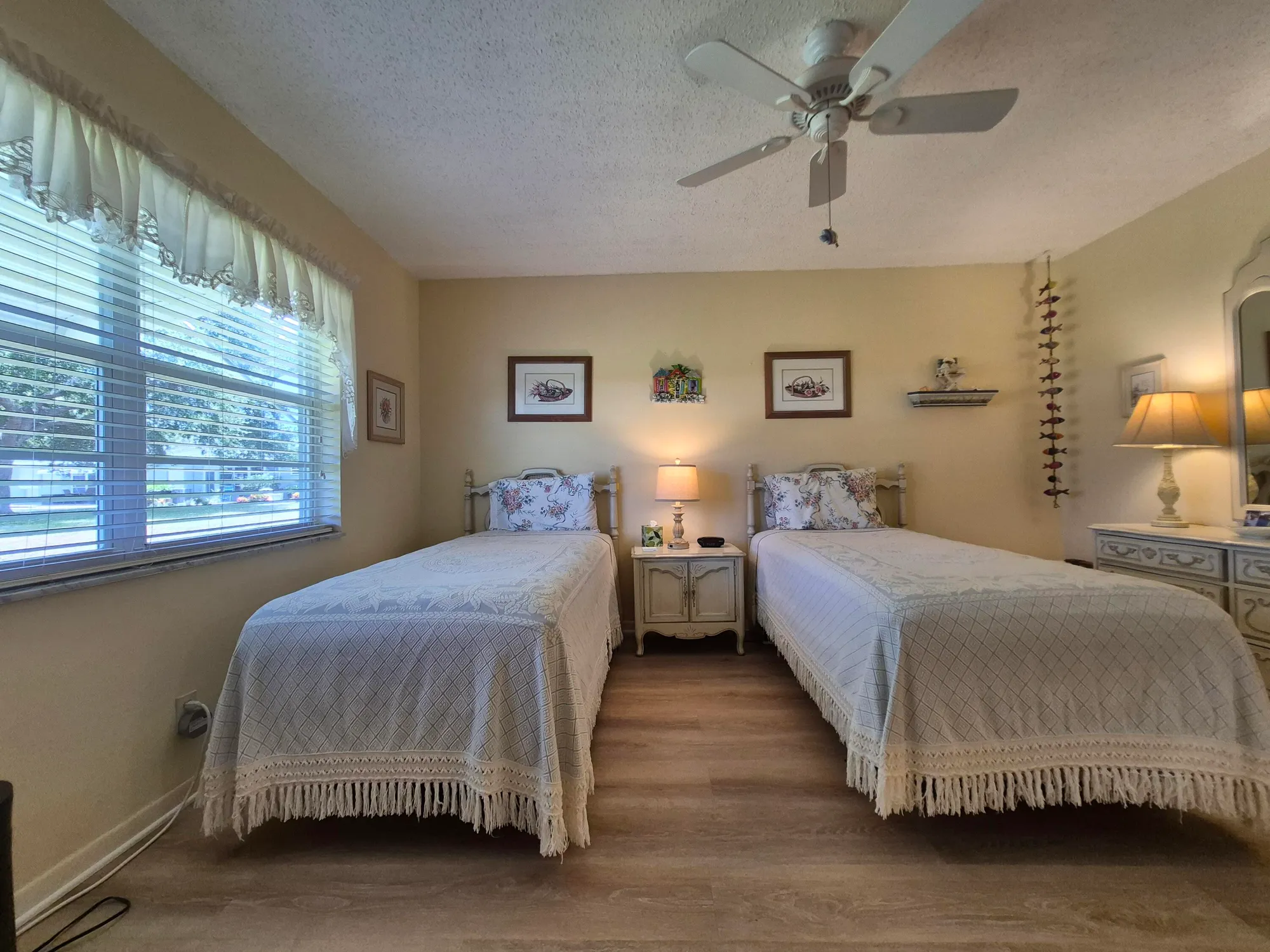 Property Slideshow image 28 of 65 | 910 south dr a, Delray Beach, FL, 33445