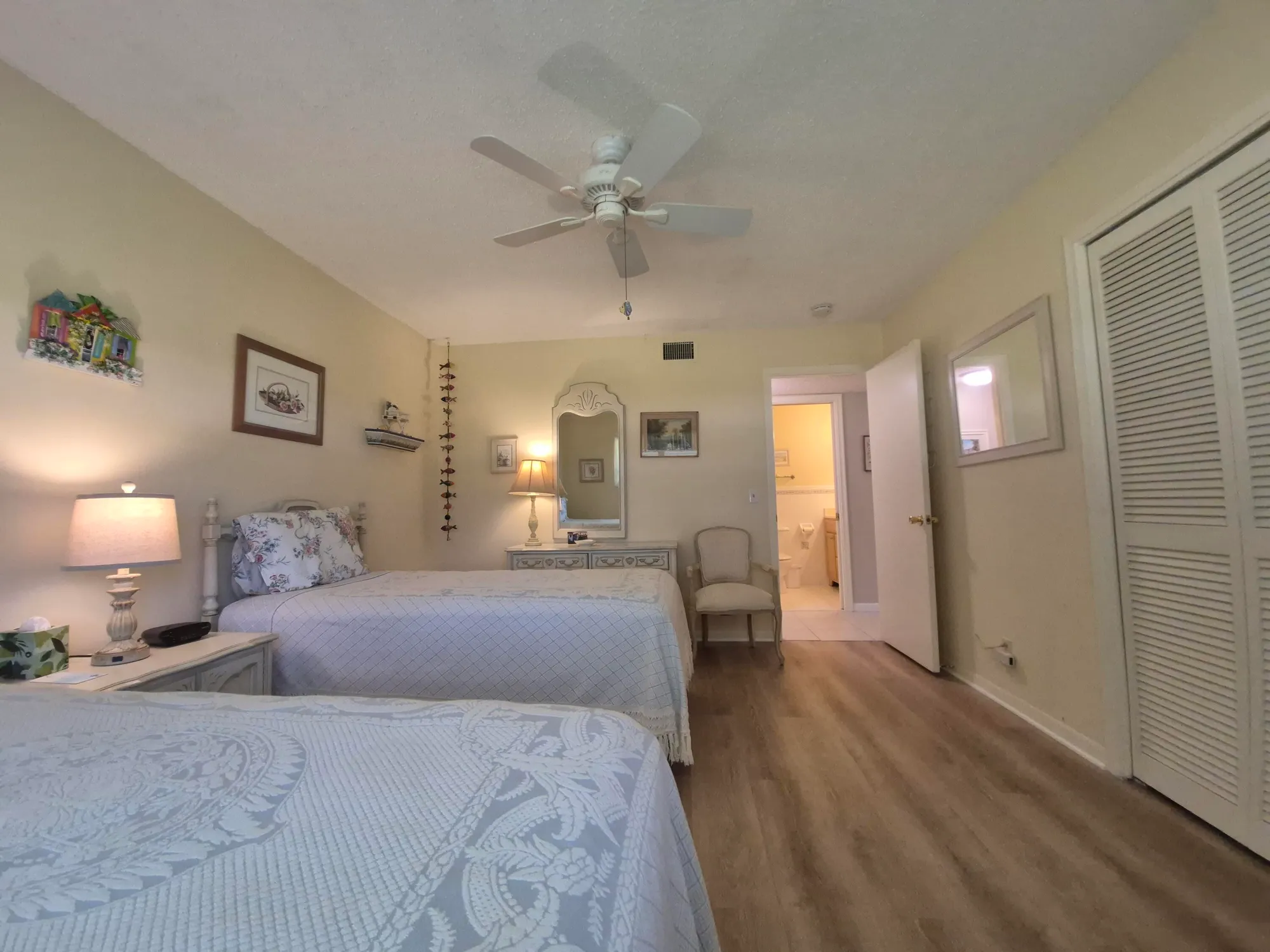 Property Slideshow image 30 of 65 | 910 south dr a, Delray Beach, FL, 33445