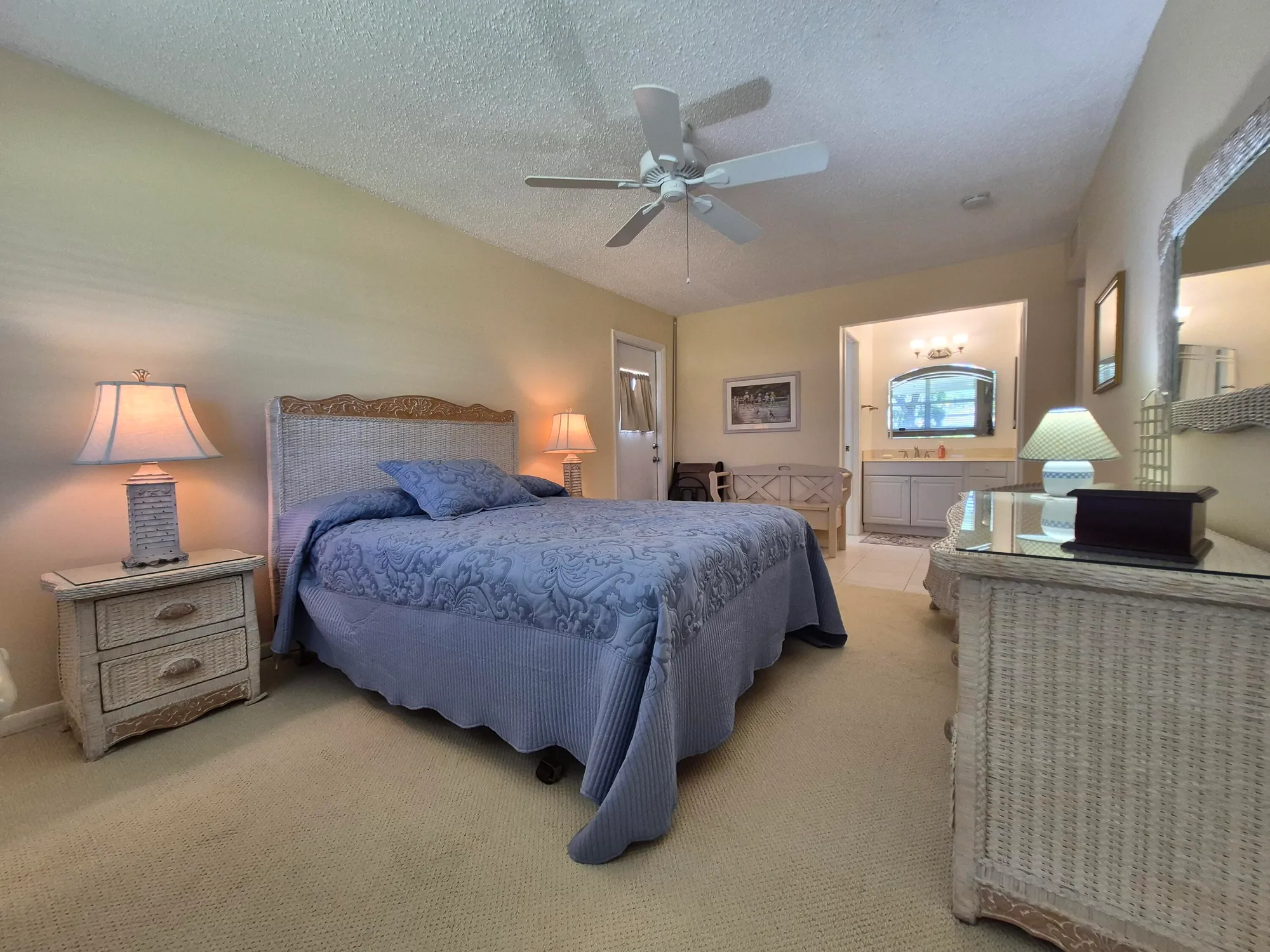Property Slideshow image 37 of 65 | 910 south dr a, Delray Beach, FL, 33445