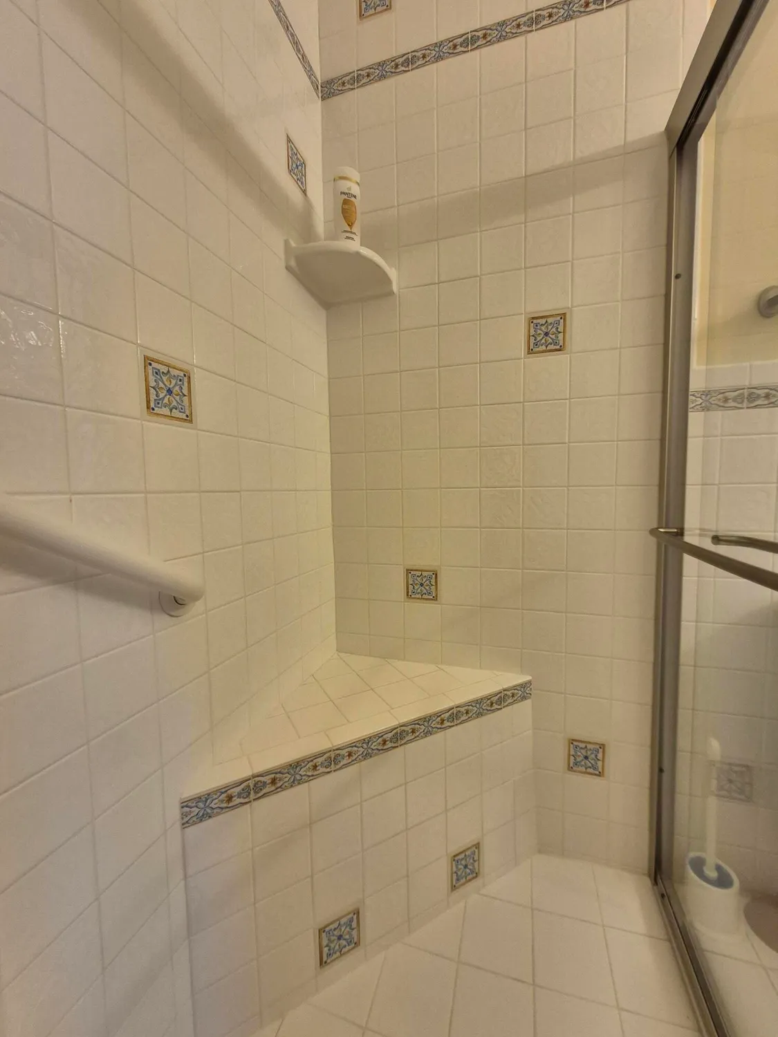 Property Slideshow image 32 of 65 | 910 south dr a, Delray Beach, FL, 33445