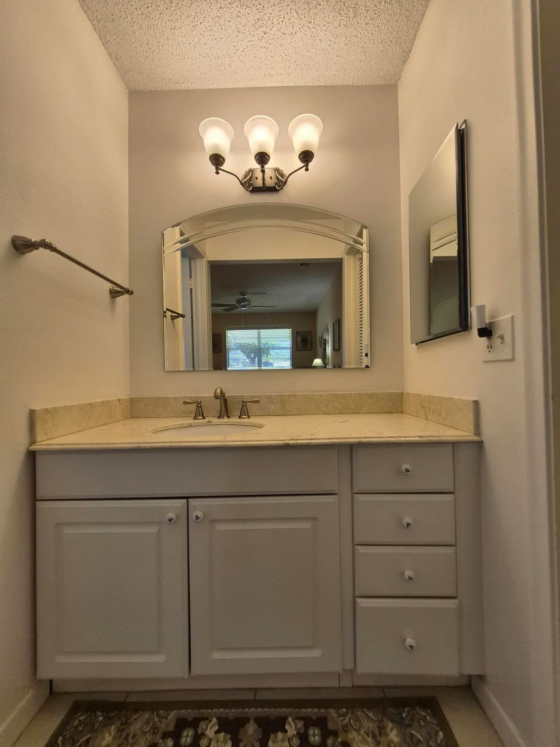 Property Slideshow image 41 of 65 | 910 south dr a, Delray Beach, FL, 33445