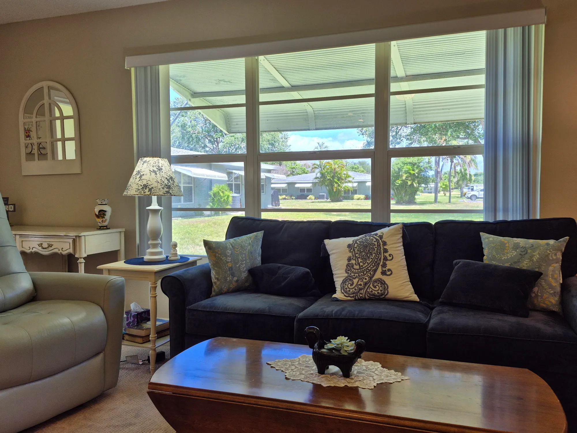 Property Slideshow image 20 of 65 | 910 south dr a, Delray Beach, FL, 33445