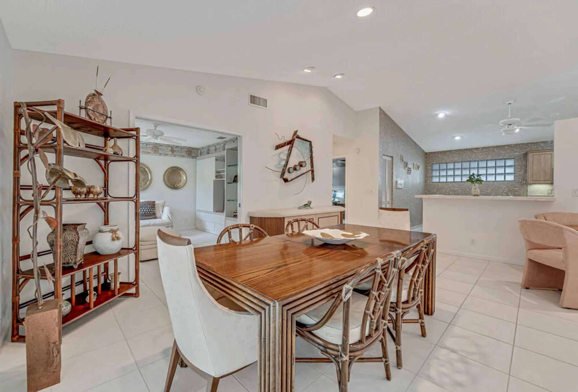 Property Slideshow image 11 of 58 | 9870 harbour lake cir, Boynton Beach, FL, 33437