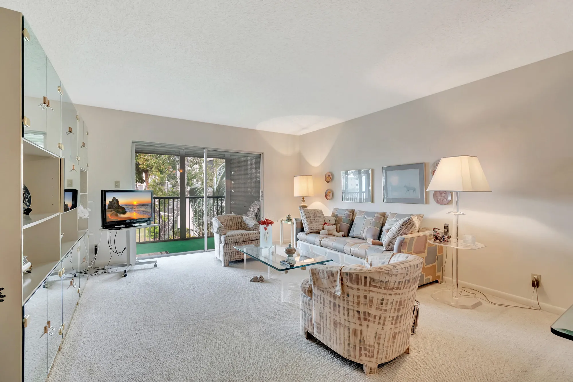 Property Slideshow image 6 of 80 | 6585 kensington ln 307, Delray Beach, FL, 33446