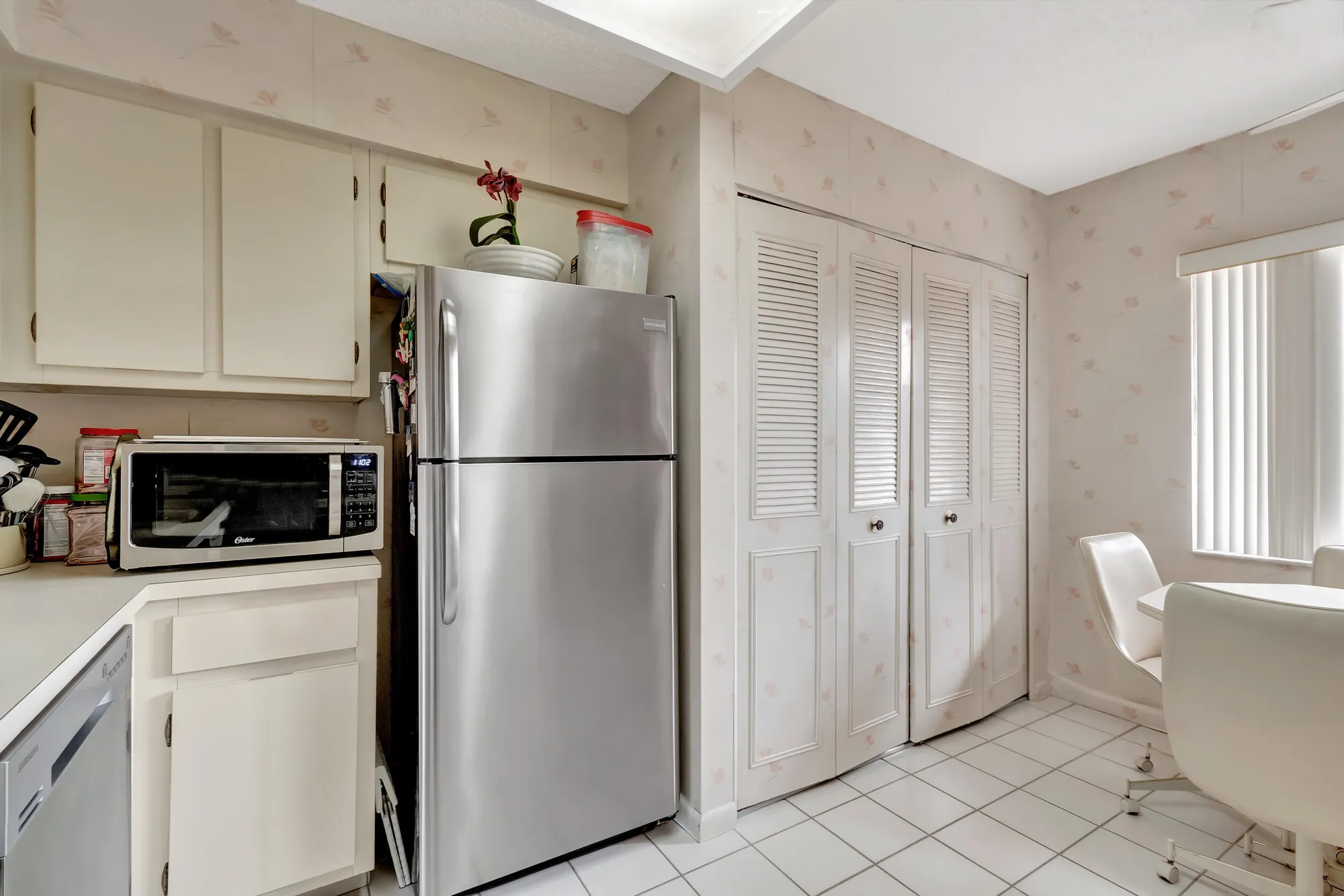 Property Slideshow image 13 of 80 | 6585 kensington ln 307, Delray Beach, FL, 33446