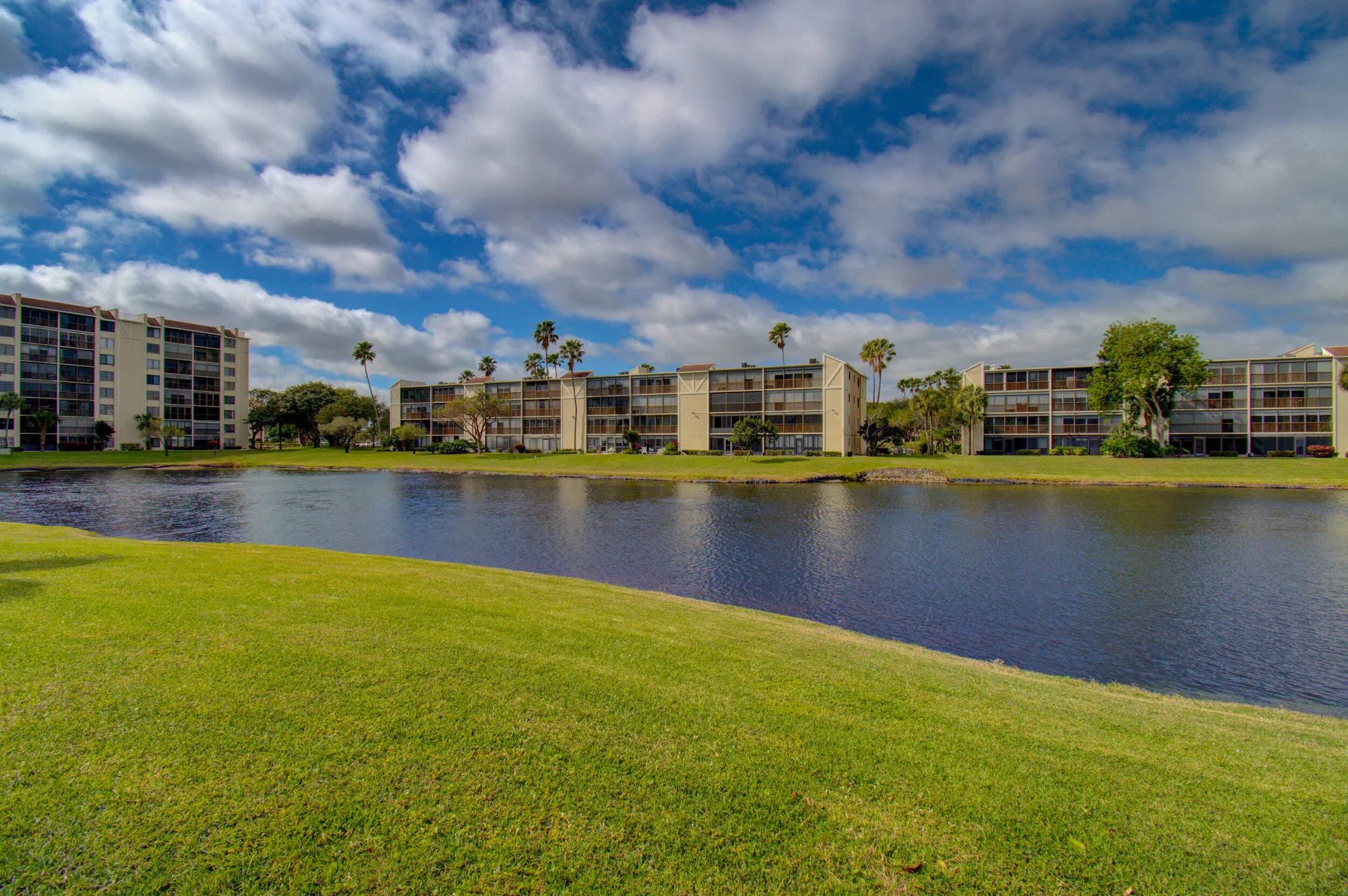 Property Slideshow image 24 of 80 | 6585 kensington ln 307, Delray Beach, FL, 33446