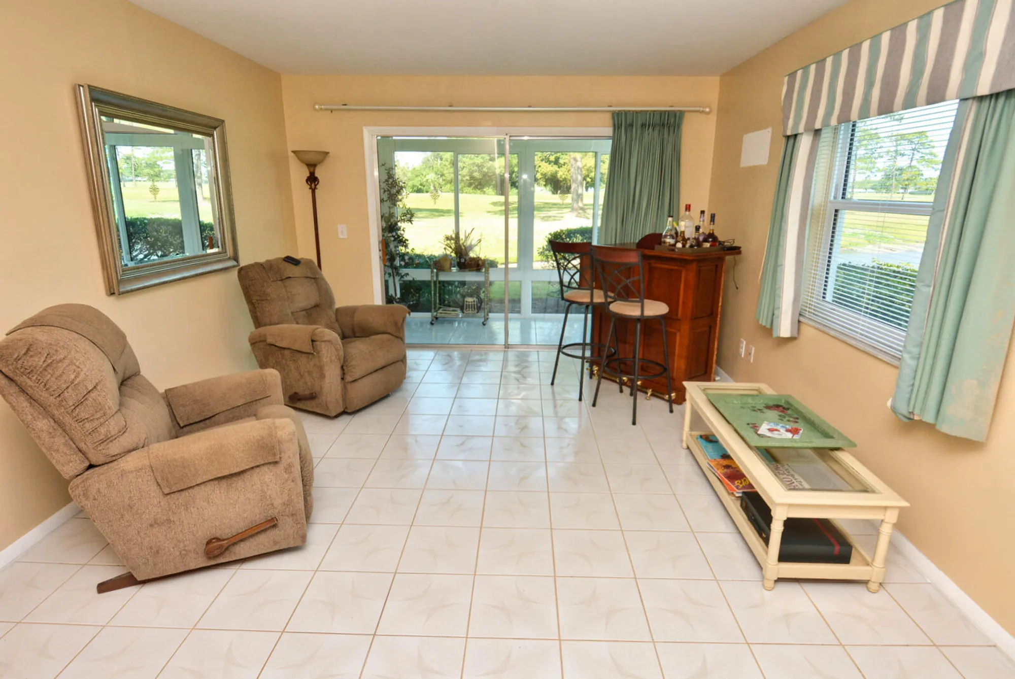 Property Slideshow image 17 of 40 | 1225 nw 21st st 1701, Stuart, FL, 34994