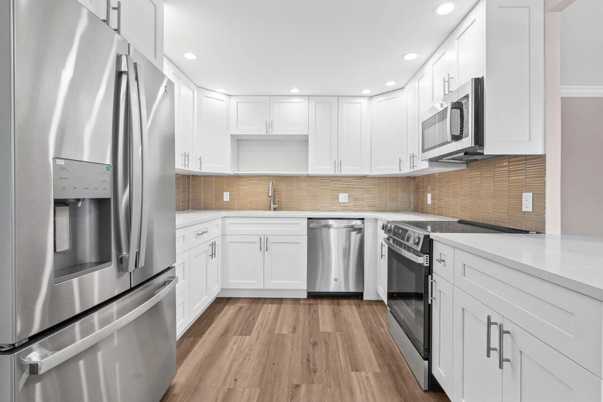 Property Slideshow image 3 of 35 | 3024 oakridge d # 3024, Deerfield Beach, FL, 33442