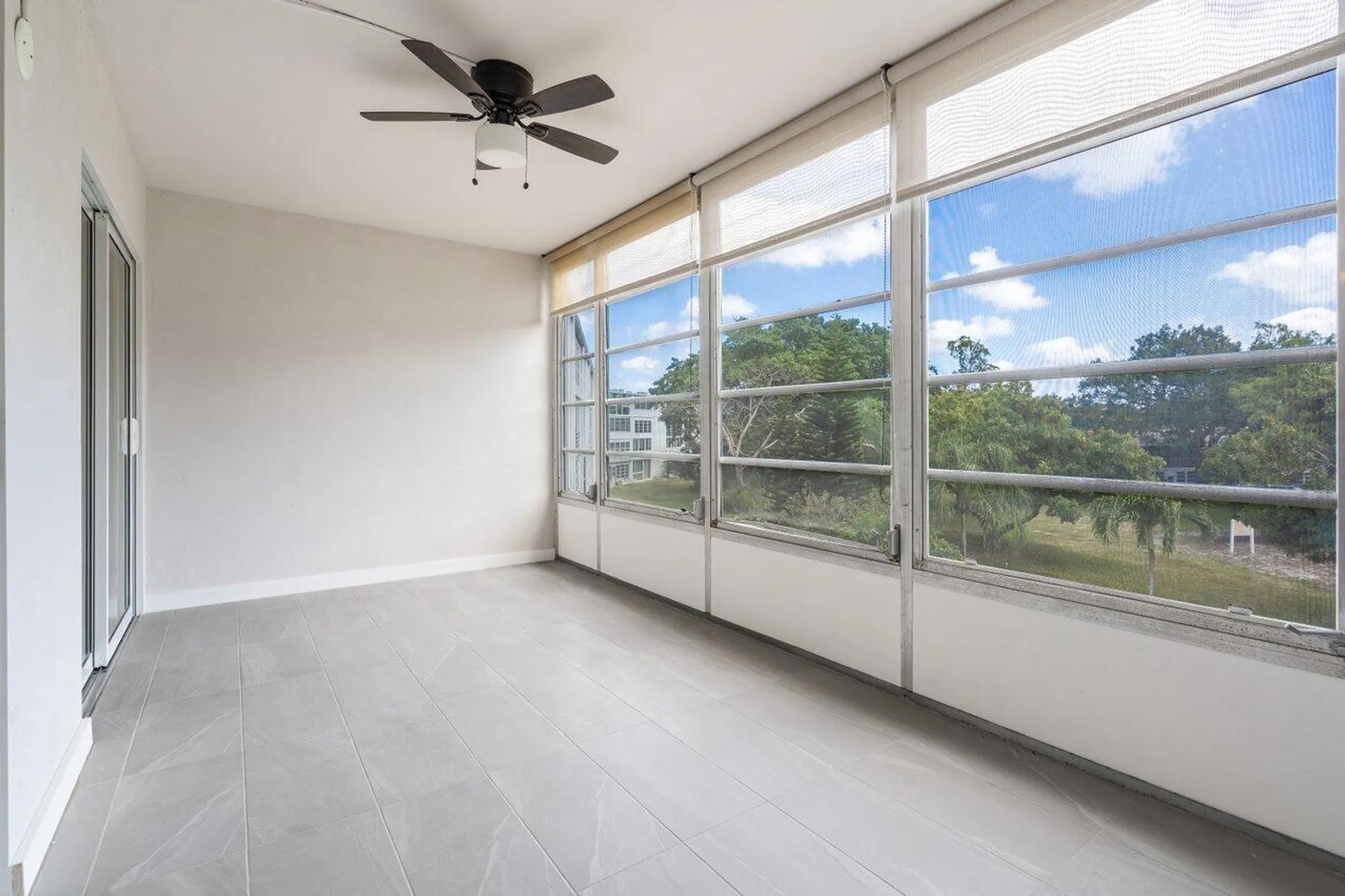 Property Slideshow image 21 of 35 | 3024 oakridge d # 3024, Deerfield Beach, FL, 33442