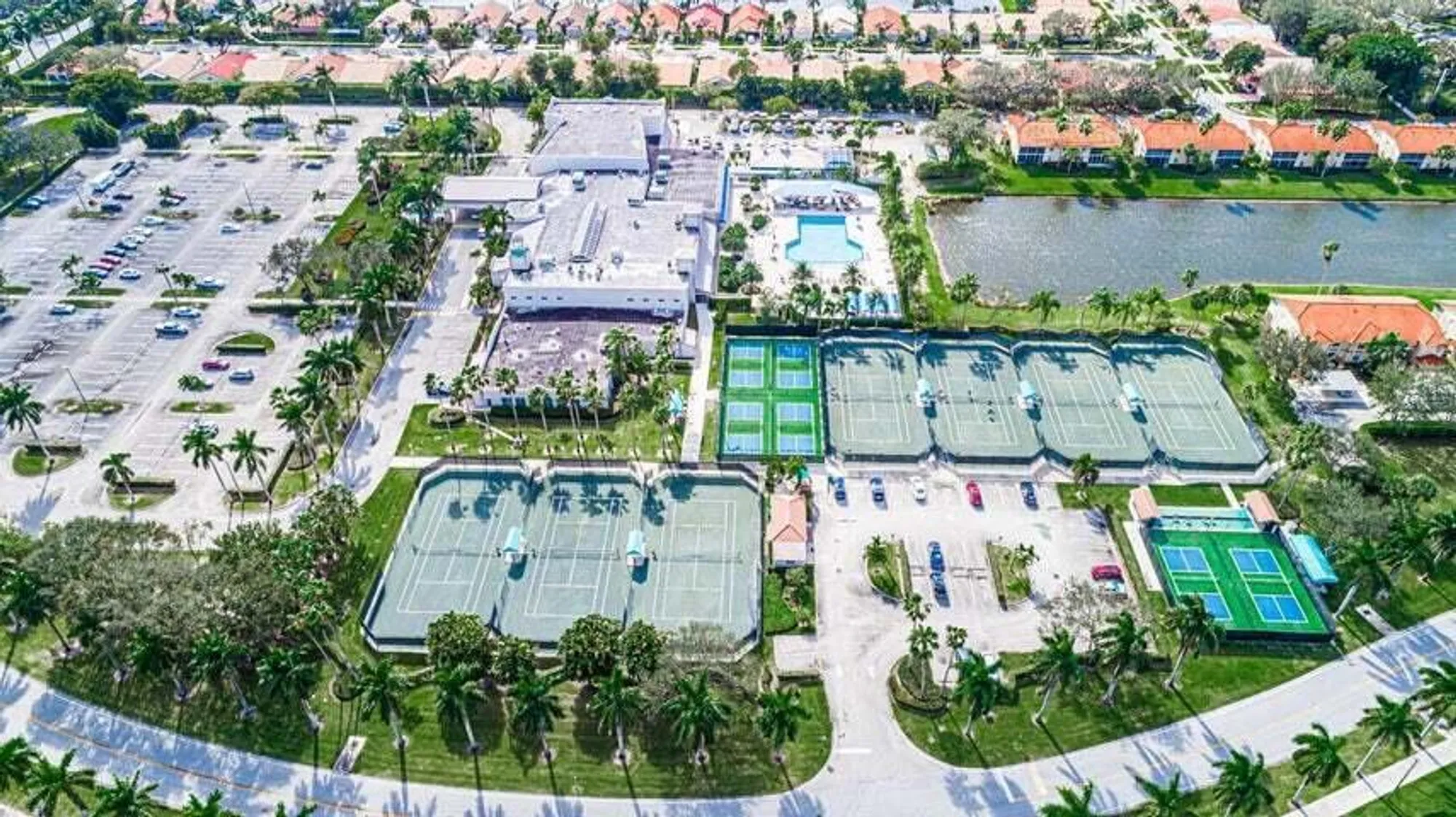Property Slideshow image 46 of 58 | 9870 harbour lake cir, Boynton Beach, FL, 33437