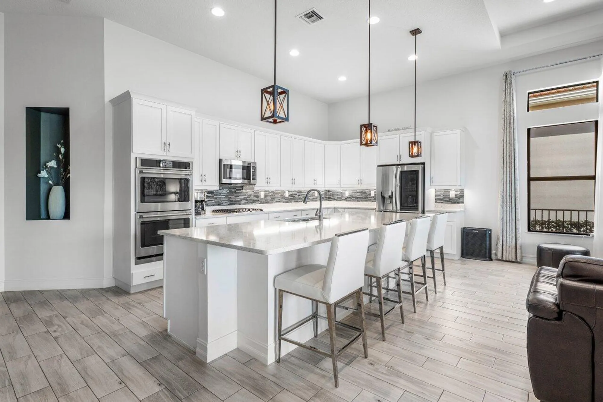 Property Slideshow image 9 of 49 | 11856 leon cir, Parkland, FL, 33076