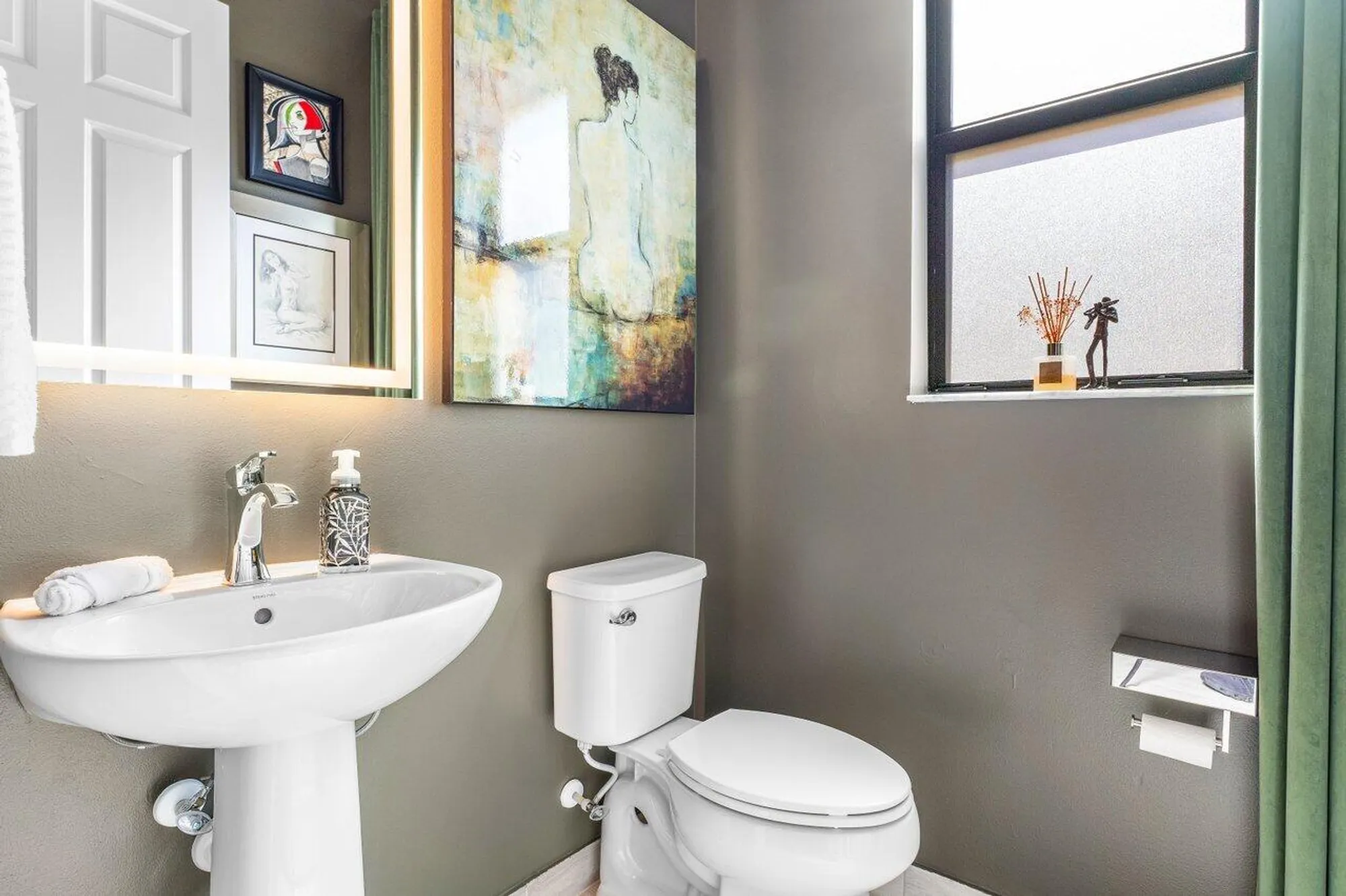 Property Slideshow image 23 of 49 | 11856 leon cir, Parkland, FL, 33076