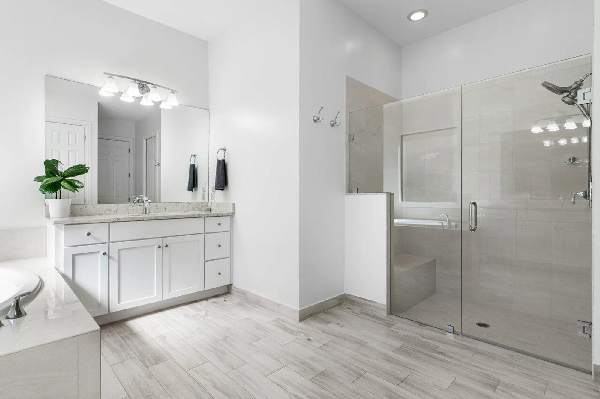 Property Slideshow image 18 of 49 | 11856 leon cir, Parkland, FL, 33076