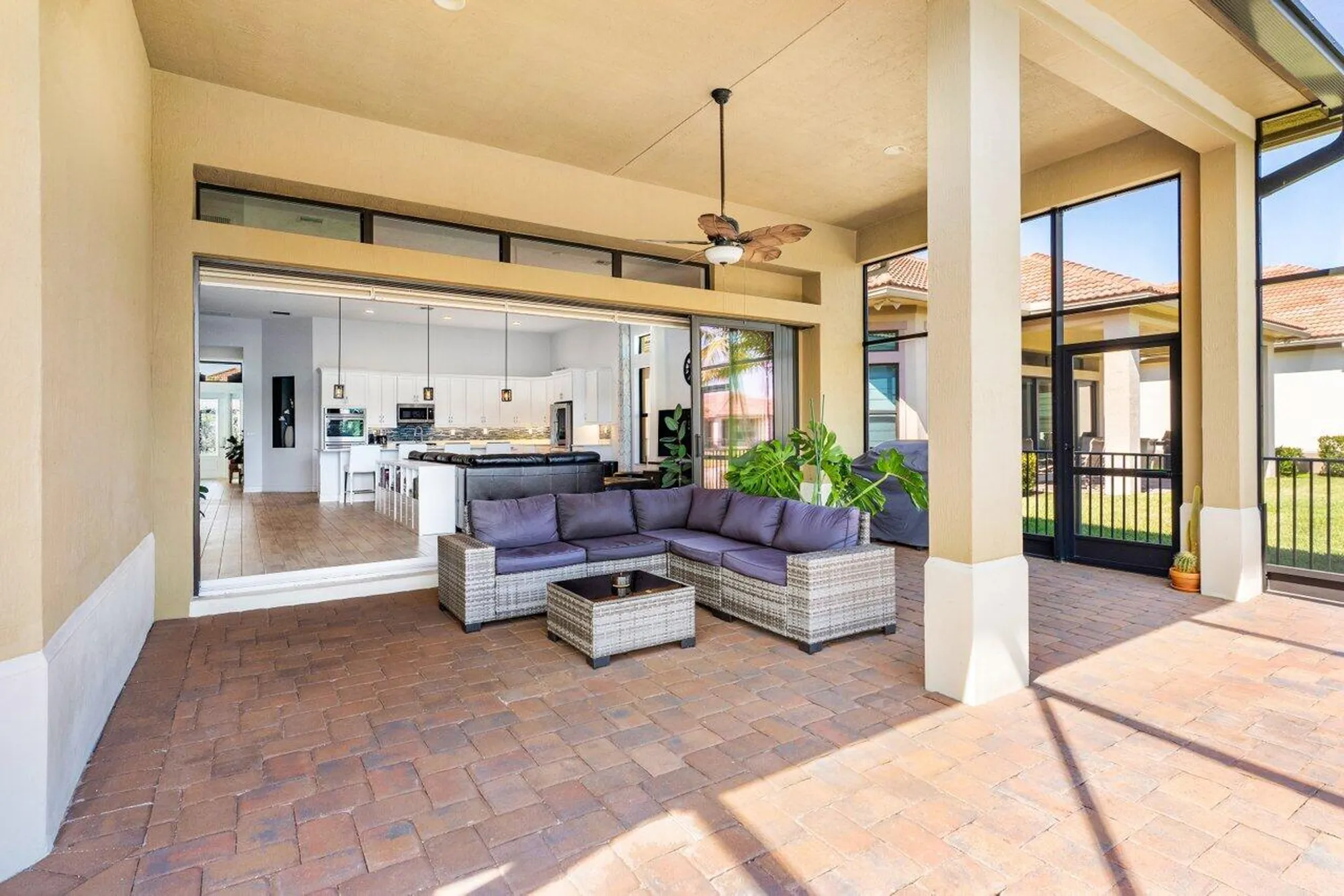 Property Slideshow image 32 of 49 | 11856 leon cir, Parkland, FL, 33076