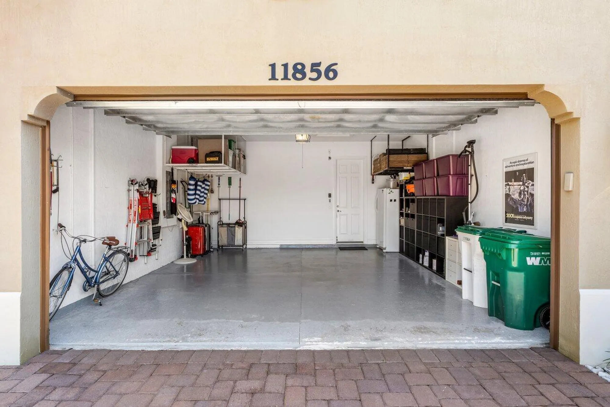 Property Slideshow image 34 of 49 | 11856 leon cir, Parkland, FL, 33076