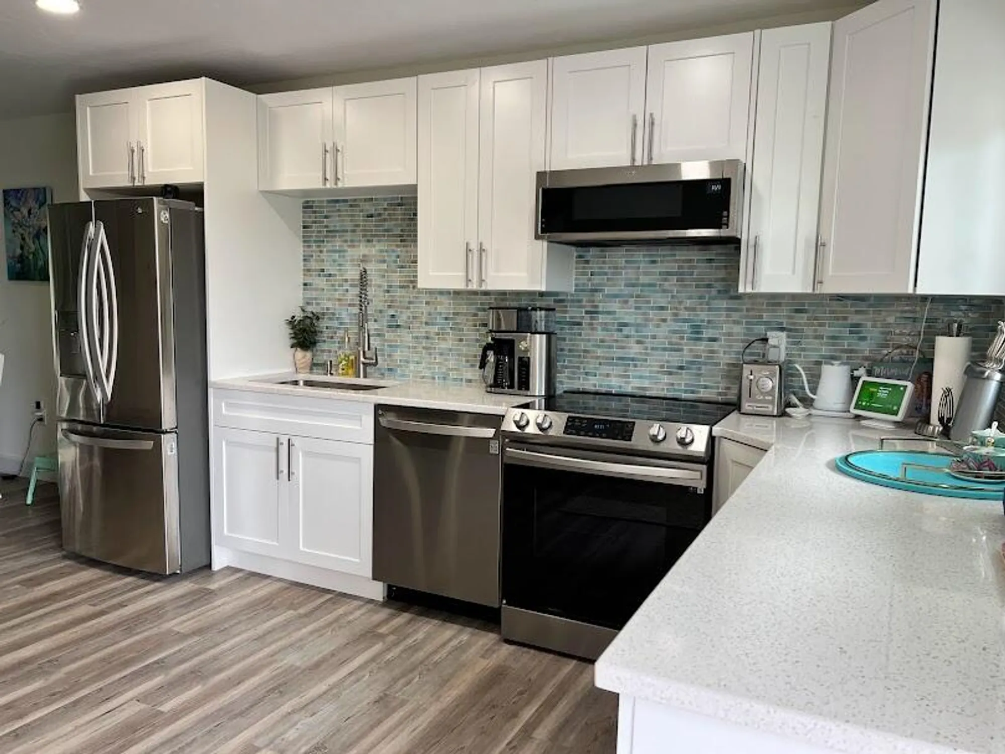 Property Slideshow image 5 of 11 | 323 leeward ln apt 204, Fort Pierce, FL, 34949