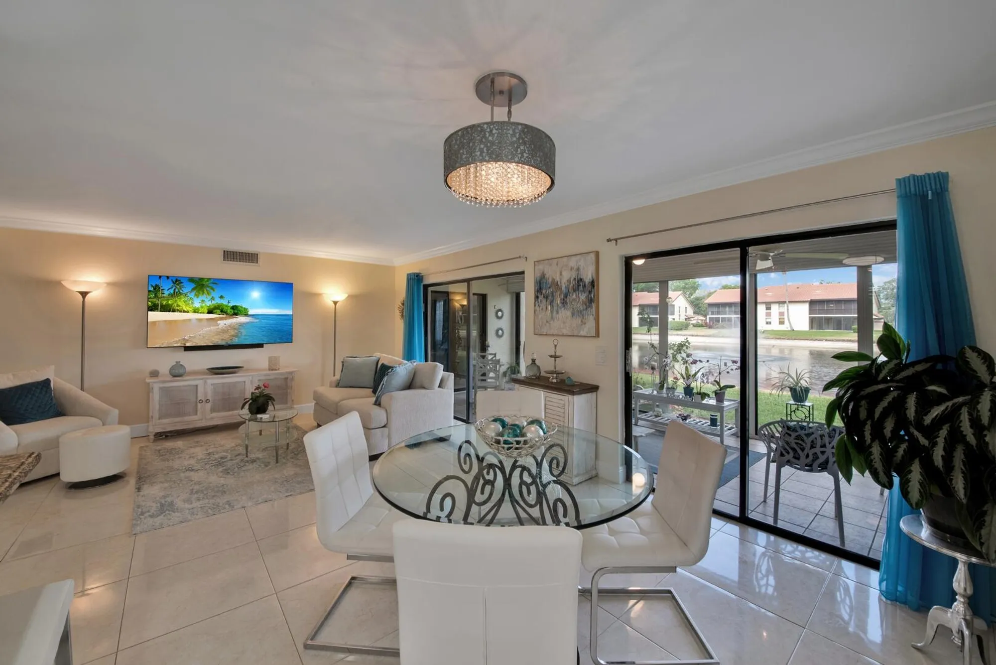 Property Slideshow image 6 of 37 | 10223 n circle lake dr apt 102, Boynton Beach, FL, 33437