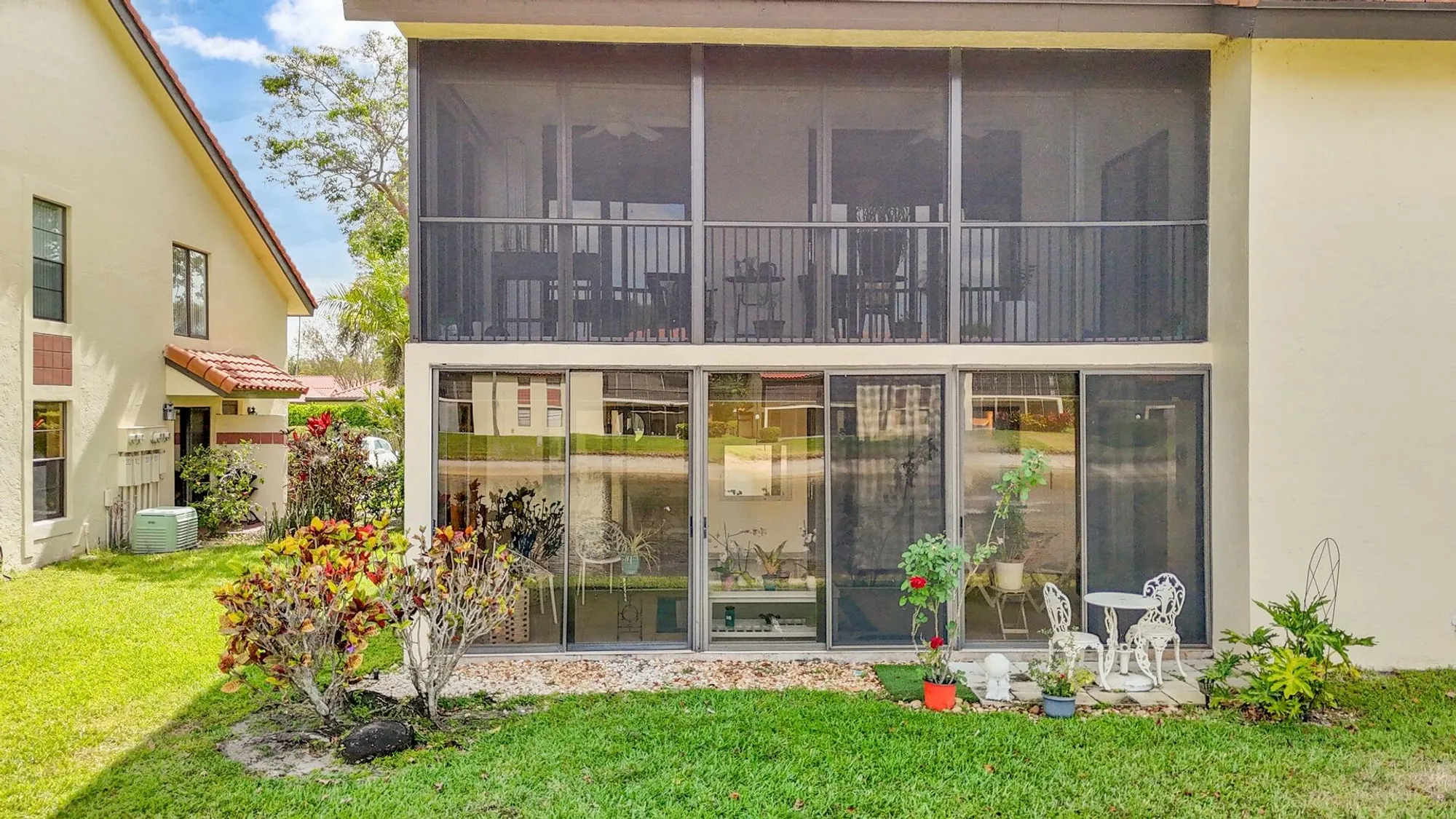 Property Slideshow image 28 of 37 | 10223 n circle lake dr apt 102, Boynton Beach, FL, 33437