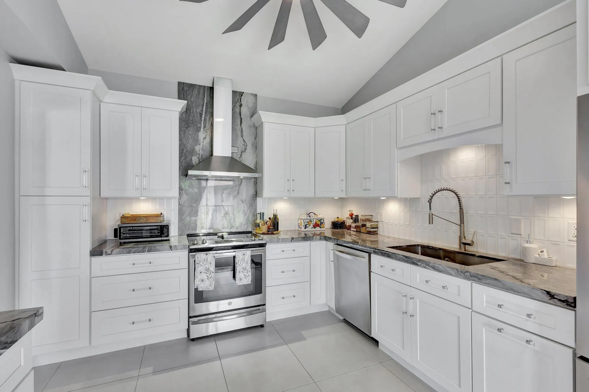 Property Slideshow image 4 of 63 | 3399 jog park dr, Greenacres, FL, 33467