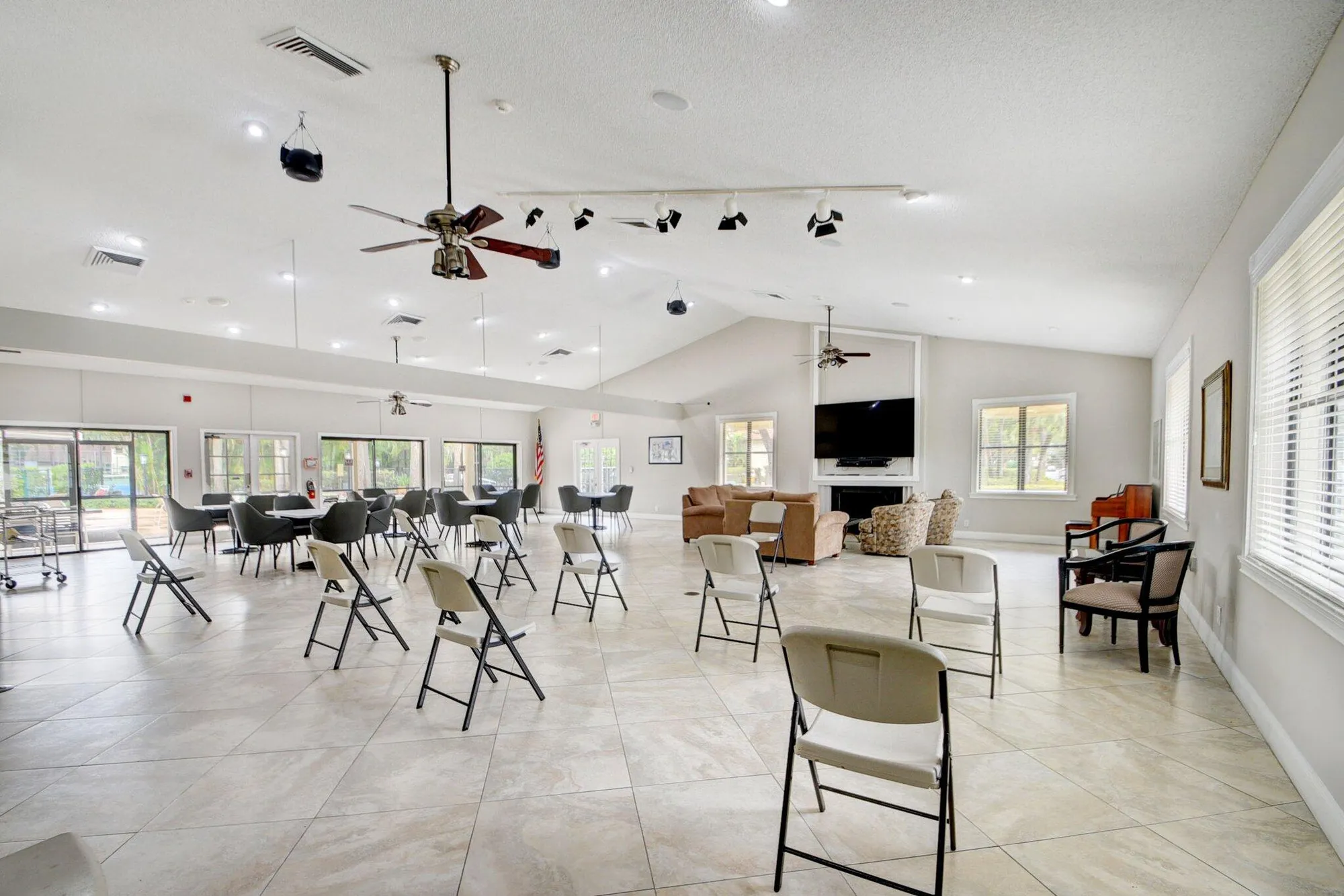 Property Slideshow image 55 of 63 | 3399 jog park dr, Greenacres, FL, 33467