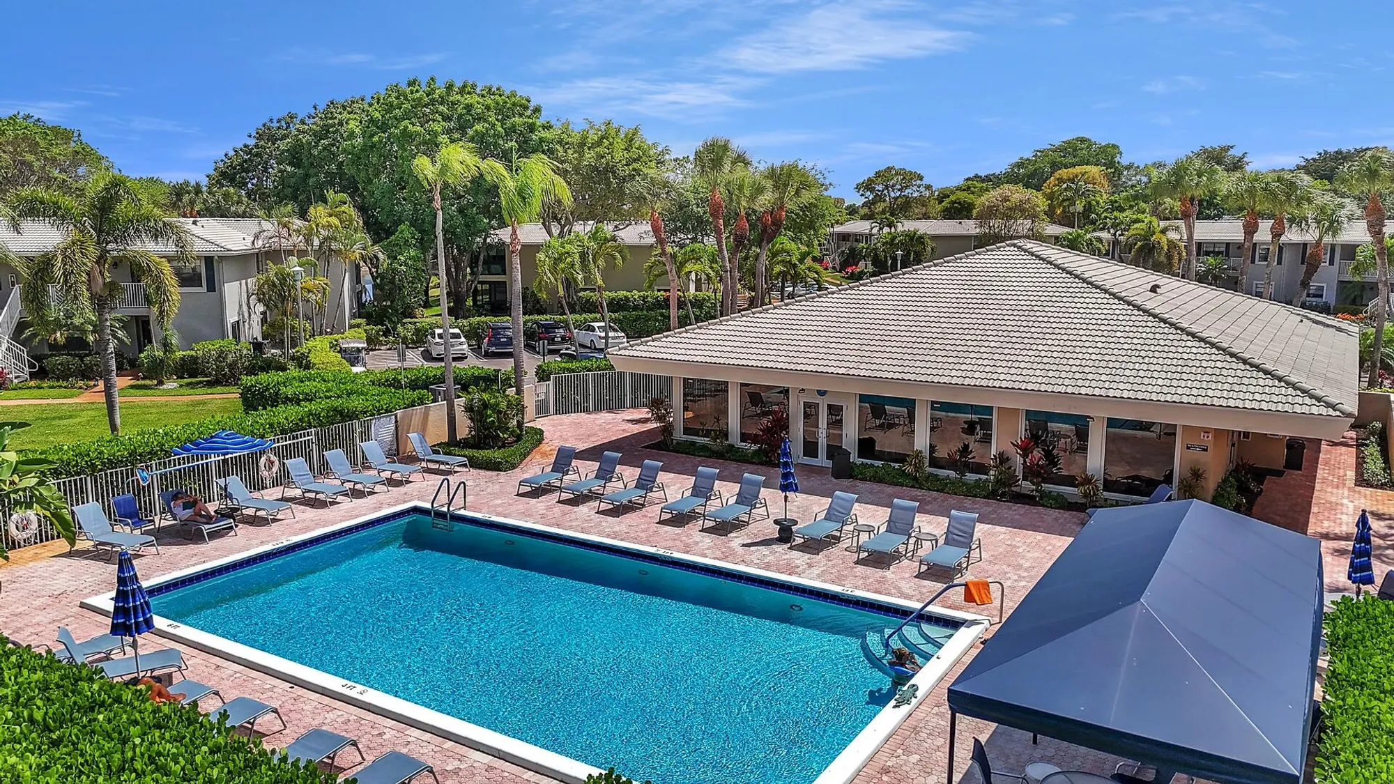 Property Slideshow image 31 of 32 | 36 stratford ln f, Boynton Beach, FL, 33436