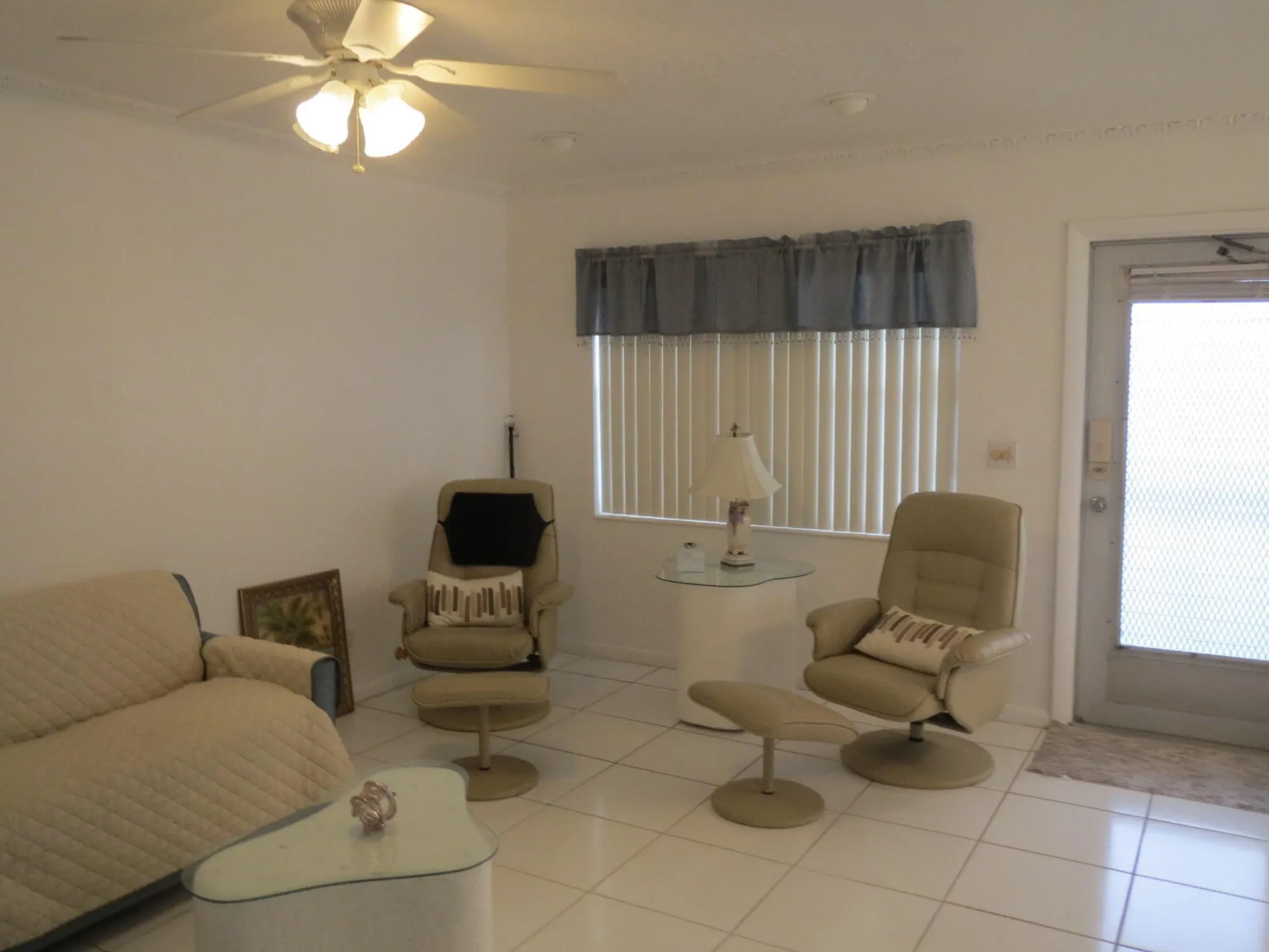 Property Slideshow image 5 of 10 | 184 coventry h, West Palm Beach, FL, 33417